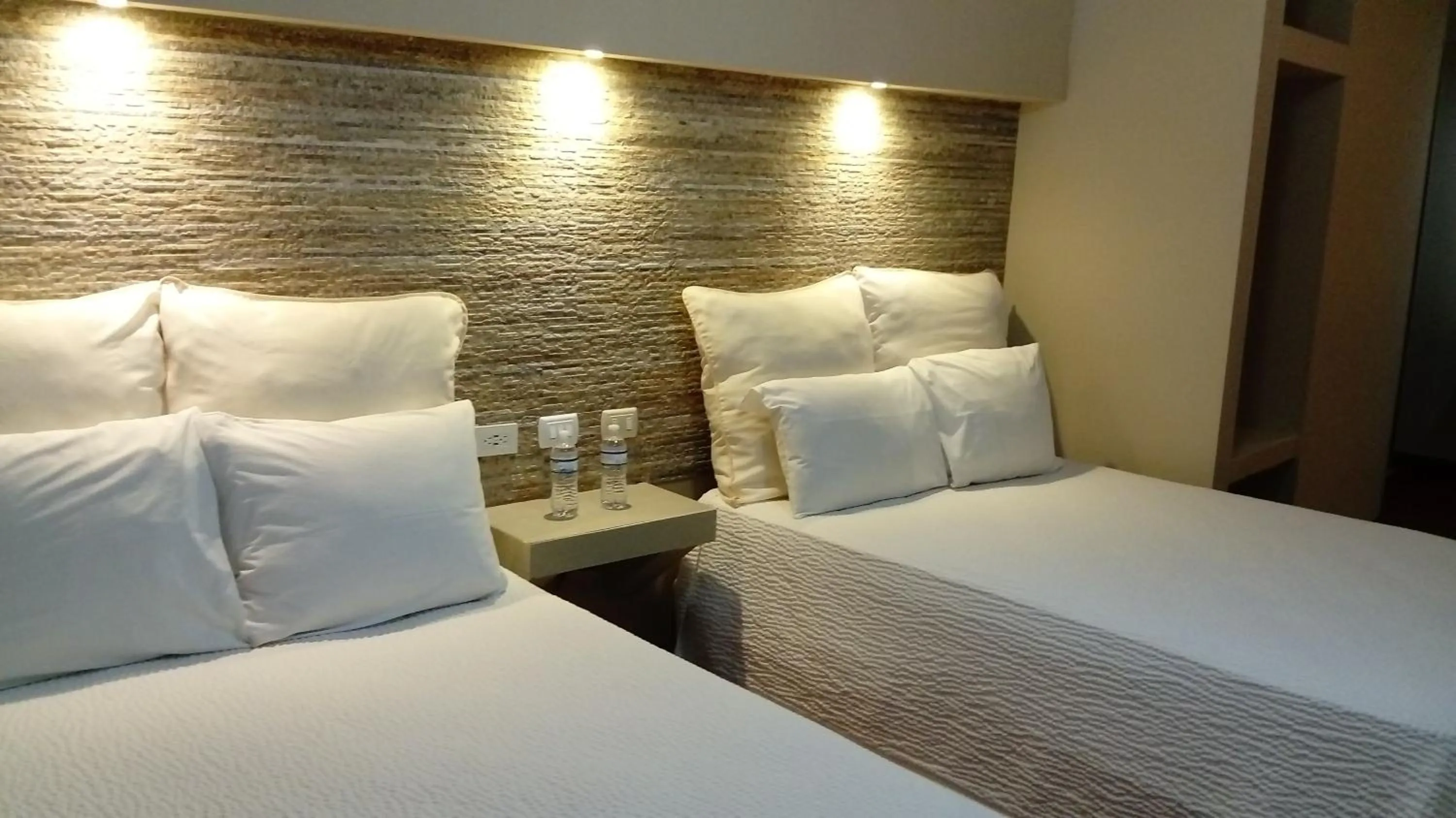 Photo of the whole room in Hotel Royal Inn