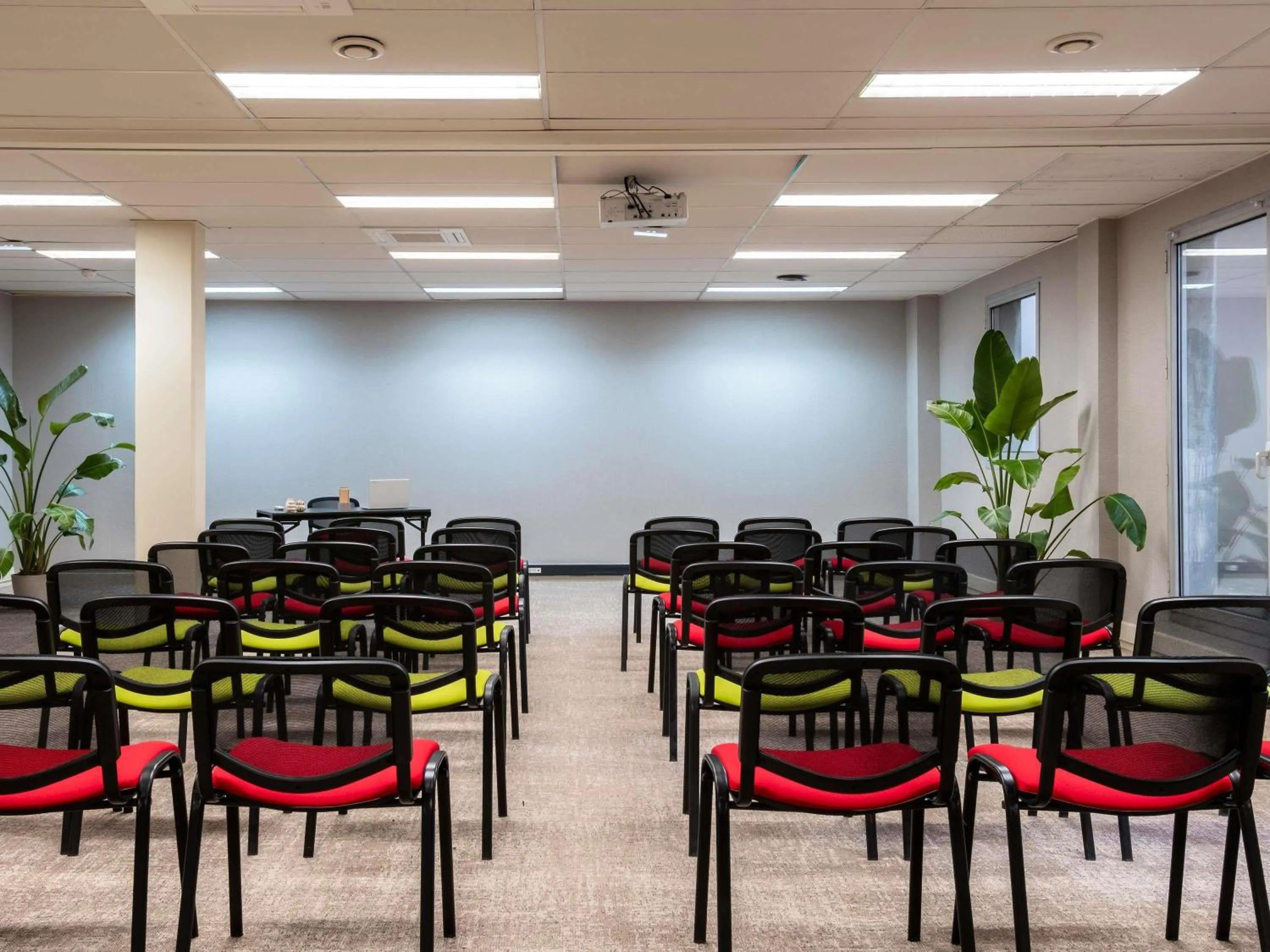 Meeting/conference room in Mercure Rouen Centre Champ de Mars