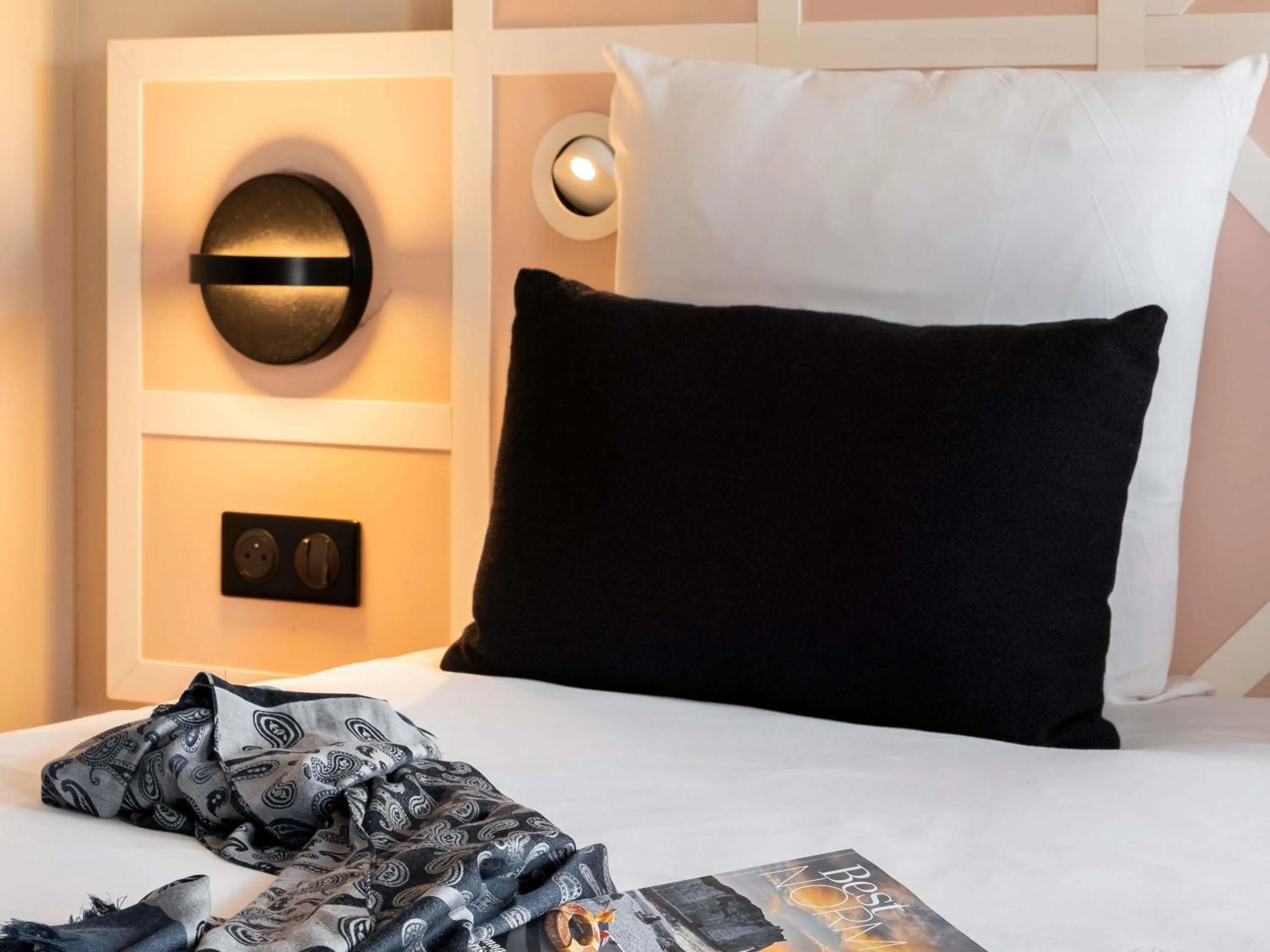 Bedroom, Bed in Mercure Rouen Centre Champ de Mars