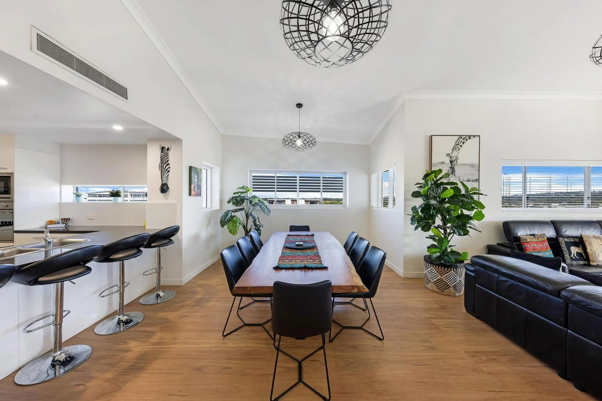 Dining area in Pandanus Mooloolaba