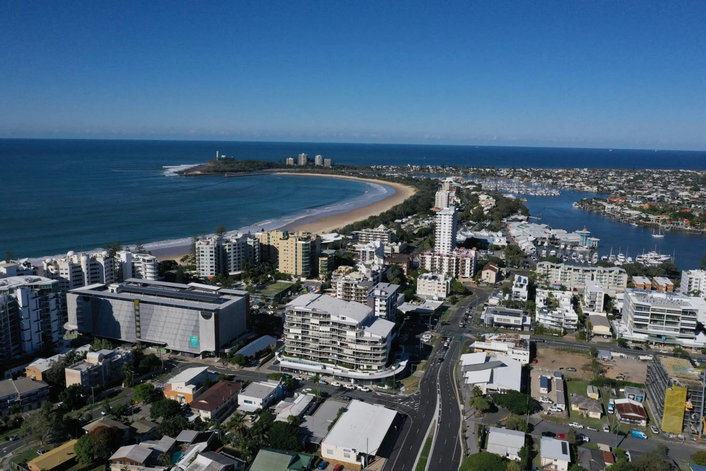 Property building in Pandanus Mooloolaba