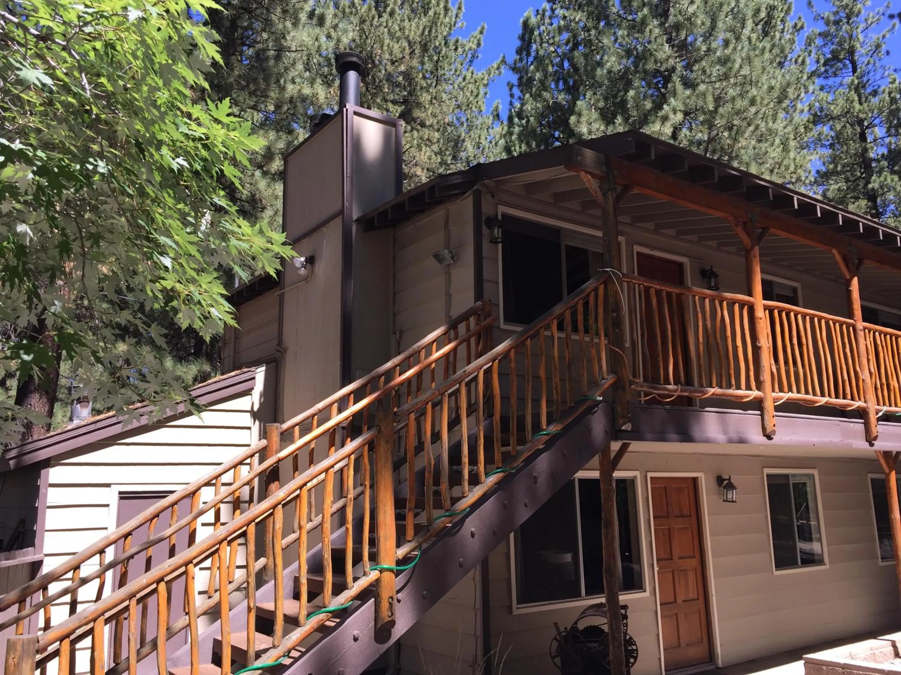 Property building in Goldmine Lodge