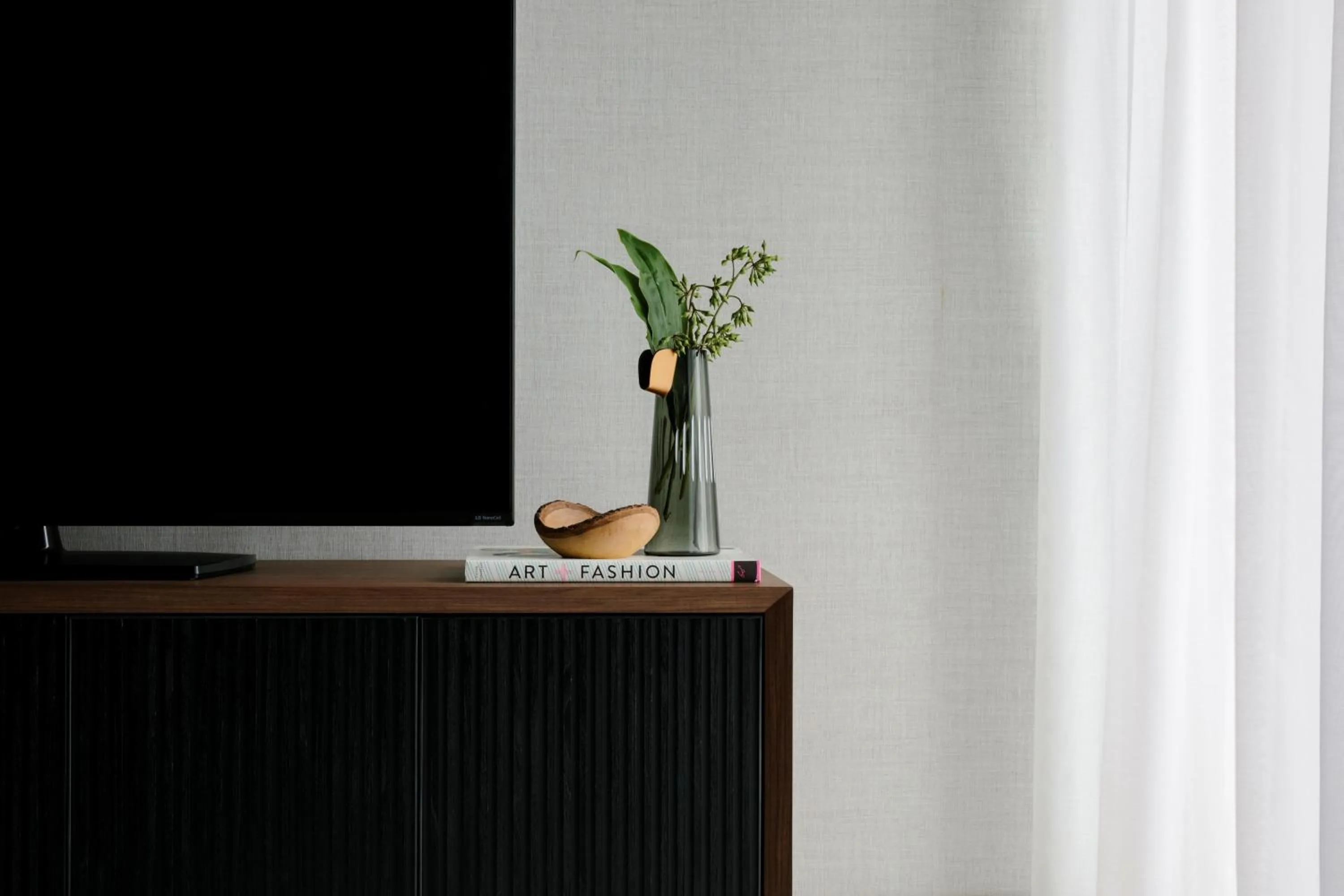 TV and multimedia in Kimpton Maa-Lai Bangkok by IHG