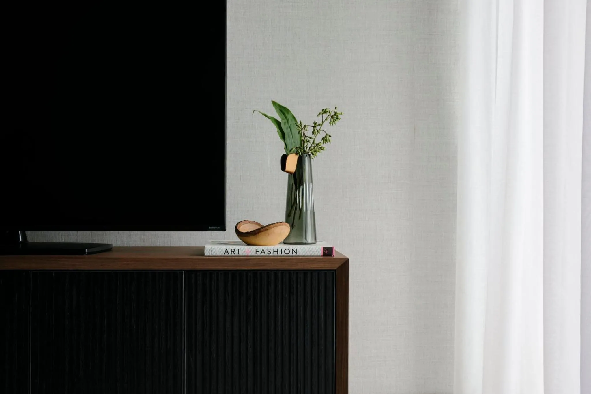 Photo of the whole room in Kimpton Maa-Lai Bangkok by IHG