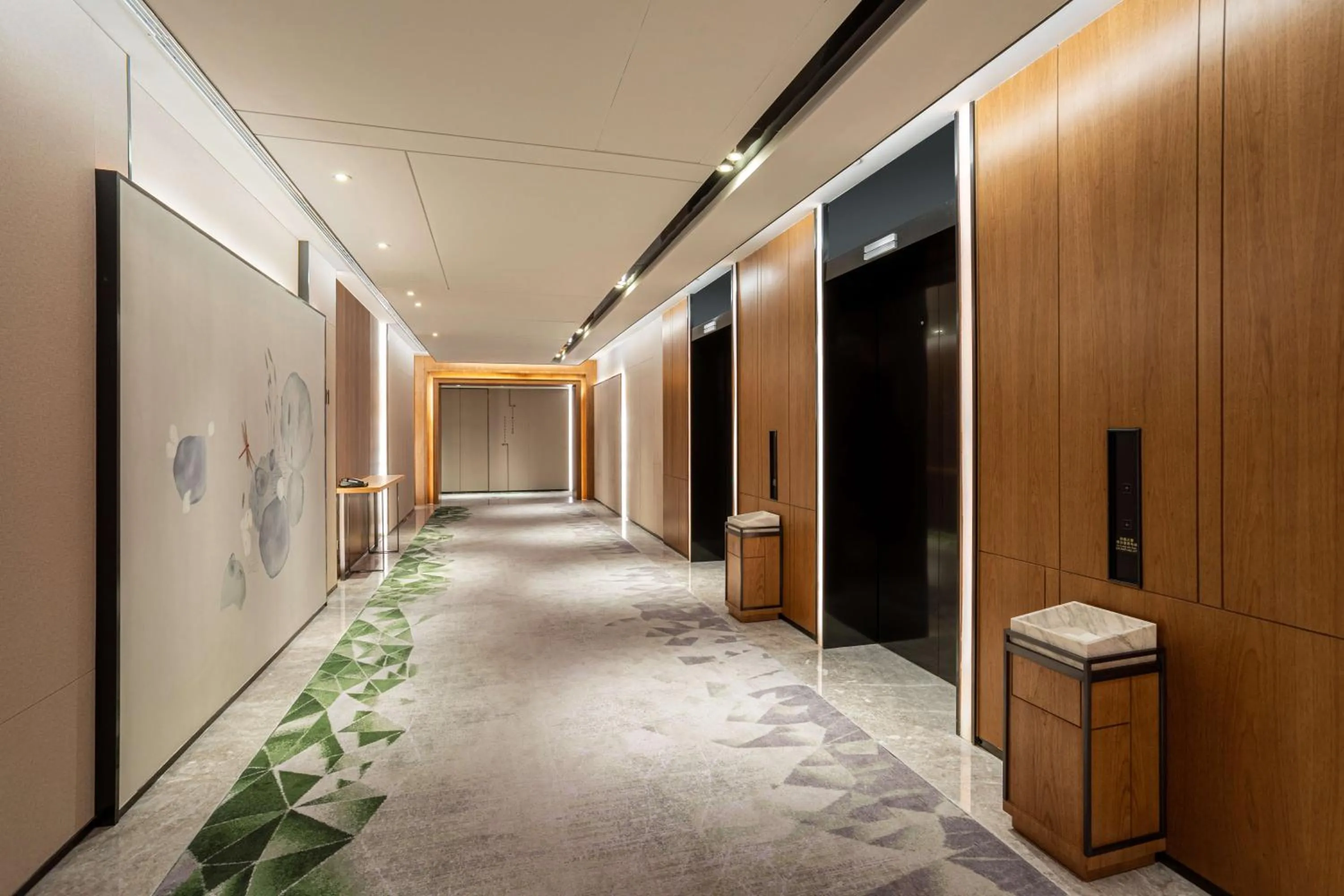 Area and facilities in Holiday Inn Hangzhou Binjiang