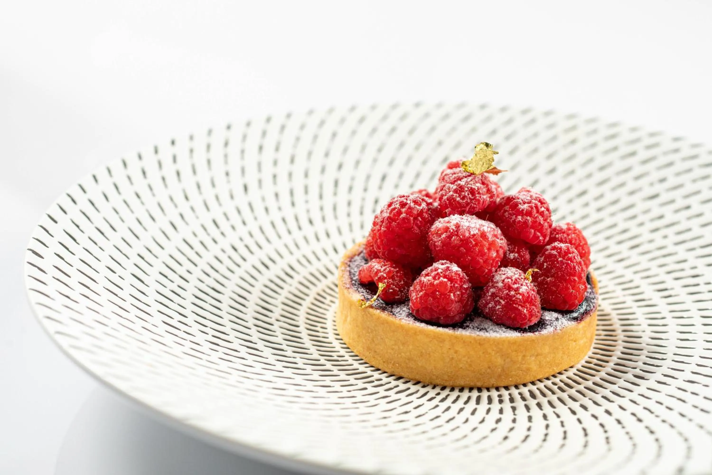 Lounge or bar, Food in Holiday Inn Hangzhou Binjiang