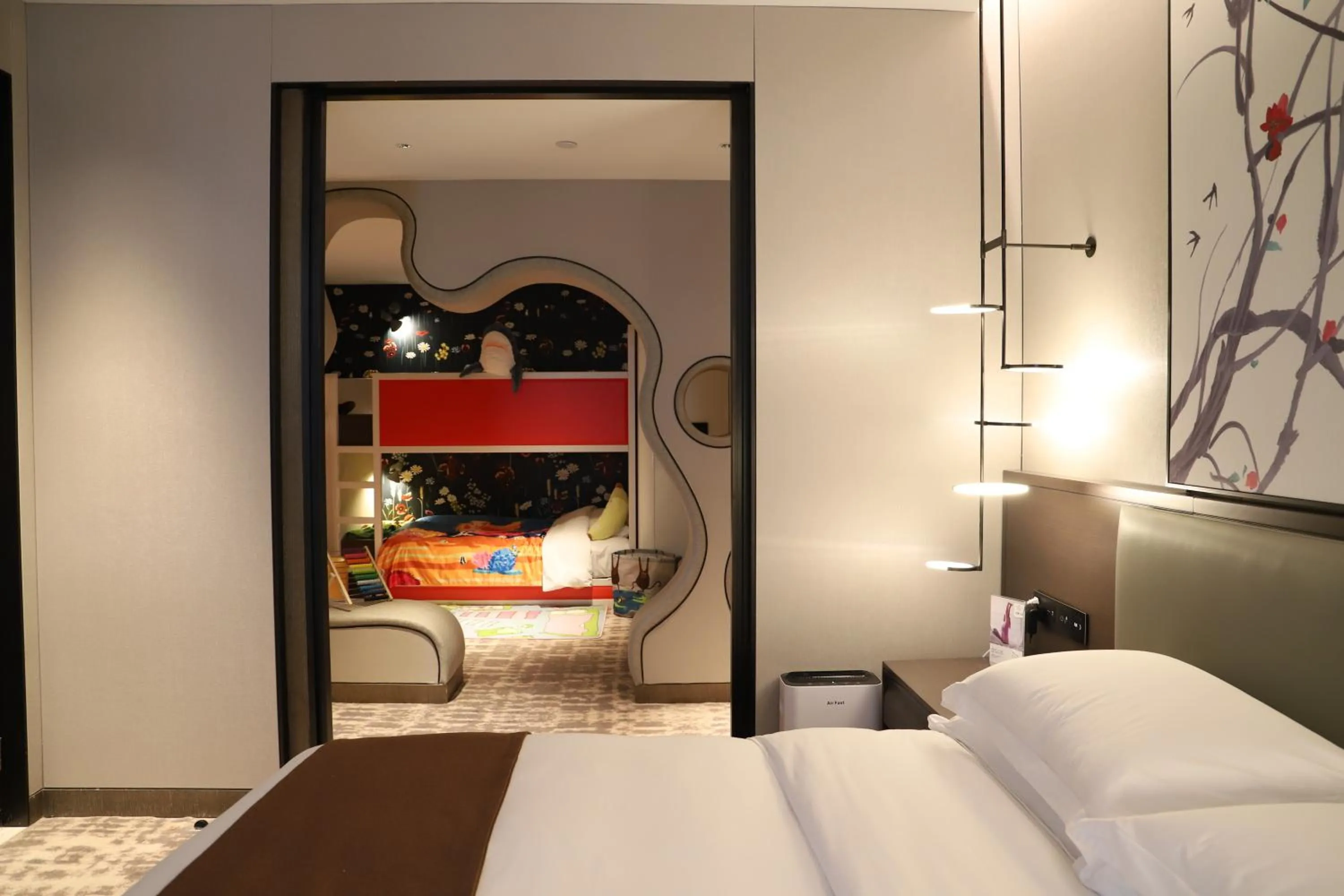 Bedroom, Bed in Crowne Plaza Wuzhen by IHG