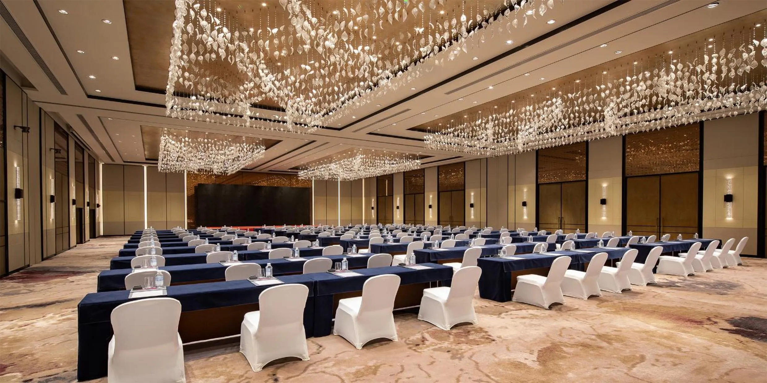 Meeting/conference room in Crowne Plaza Wuzhen by IHG