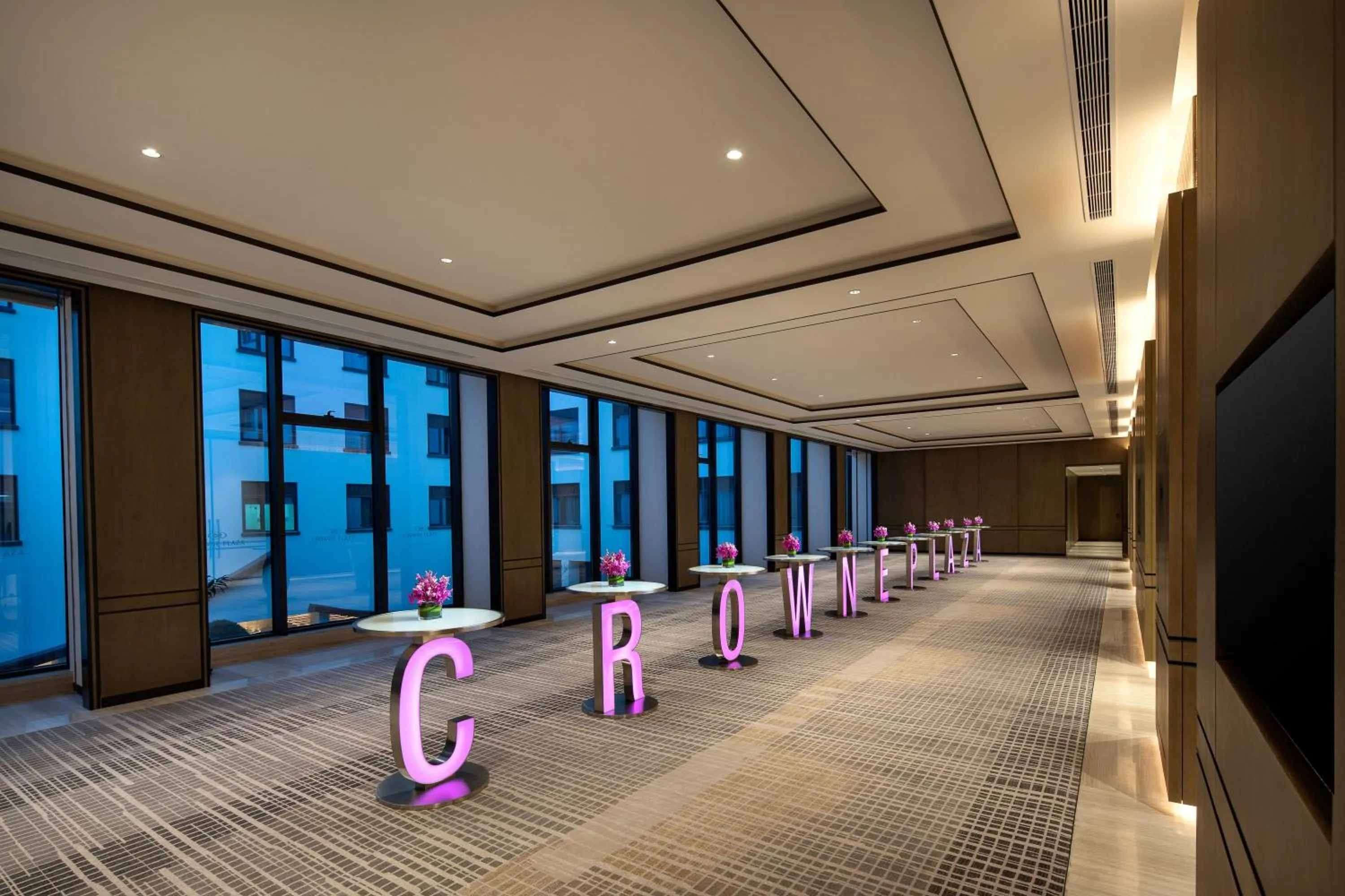 Lobby or reception in Crowne Plaza Wuzhen by IHG