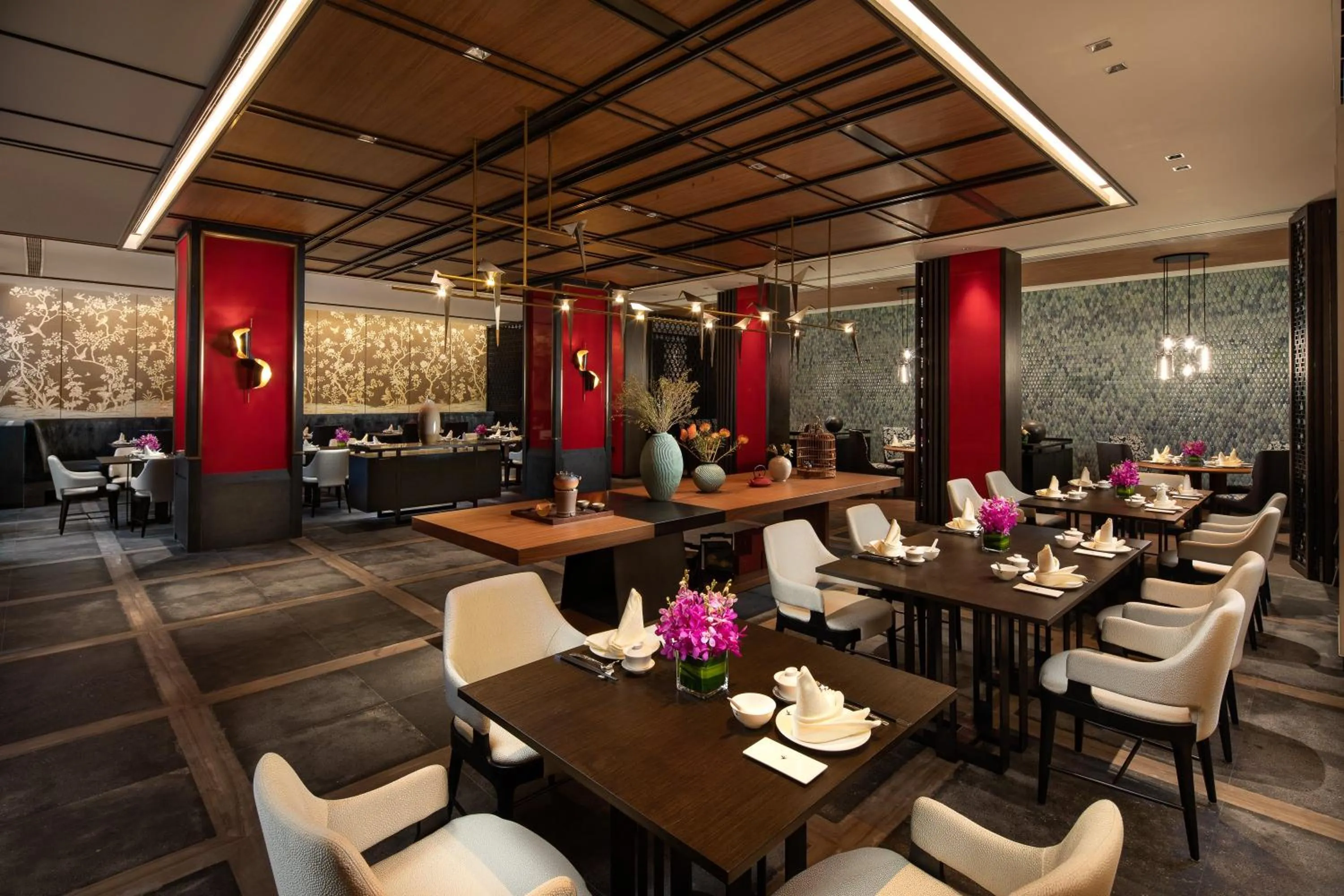 Restaurant/places to eat in Crowne Plaza Wuzhen by IHG