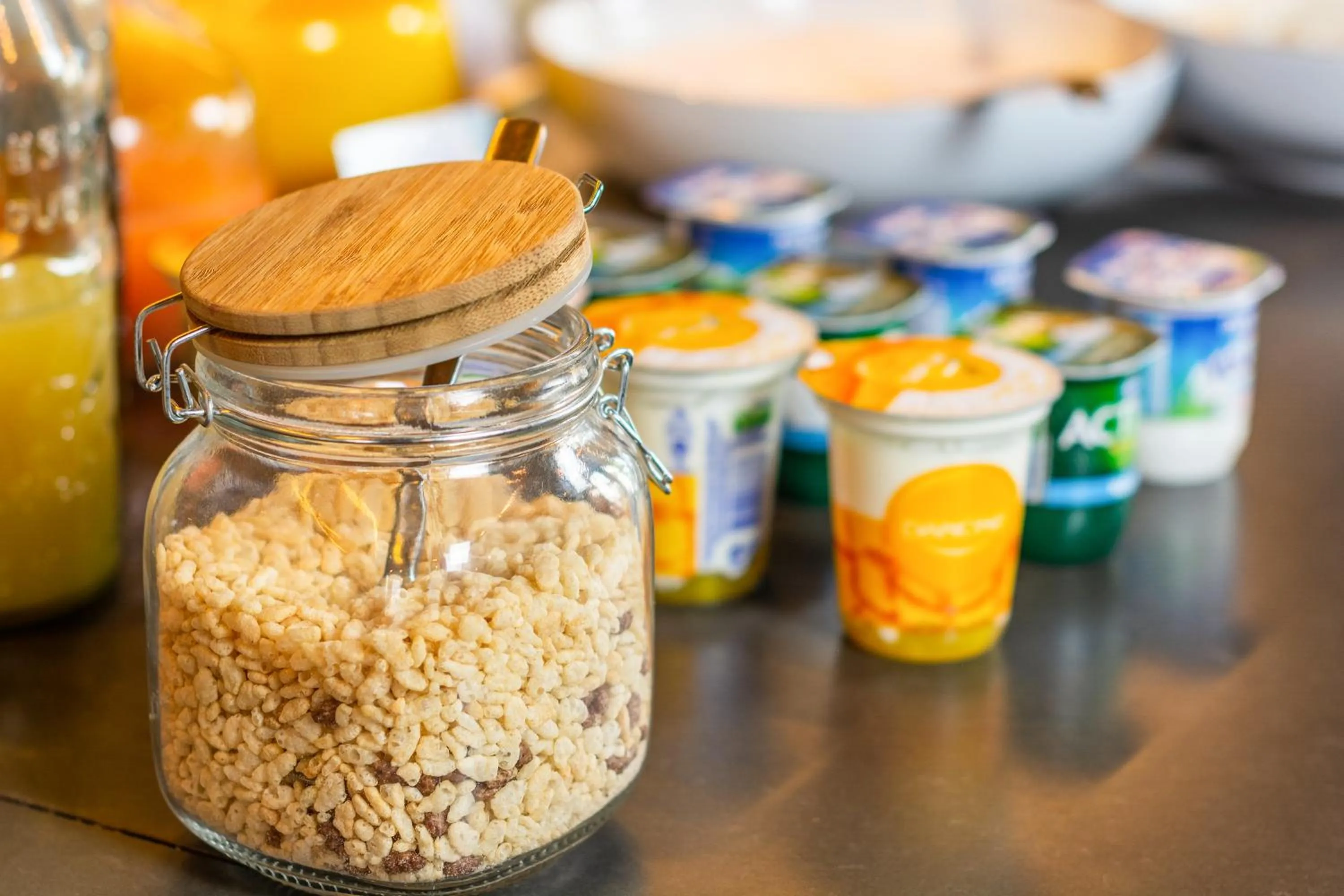 Breakfast in Mercure Rouen Val de Reuil