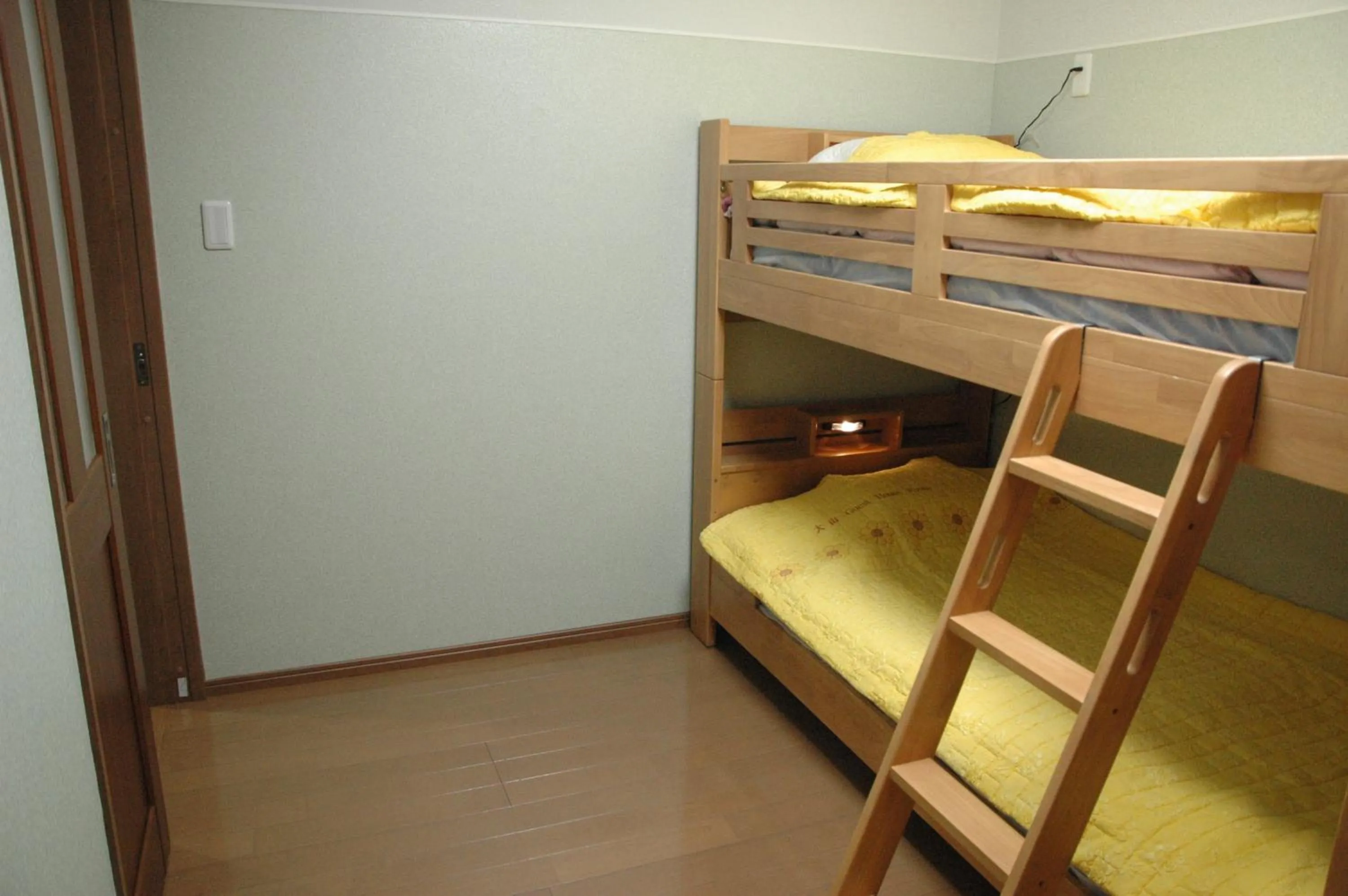 bunk bed, Bed in Kamikatsura House
