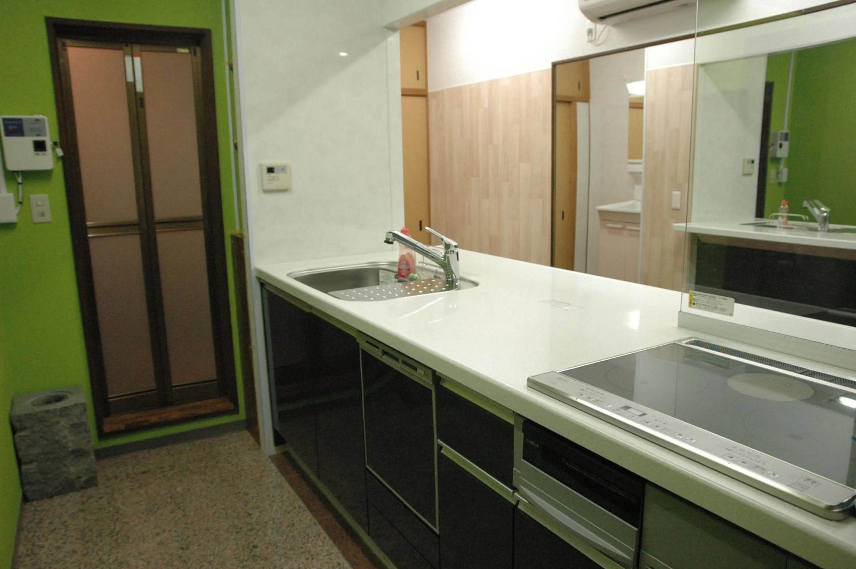 Kitchen or kitchenette in Kamikatsura House