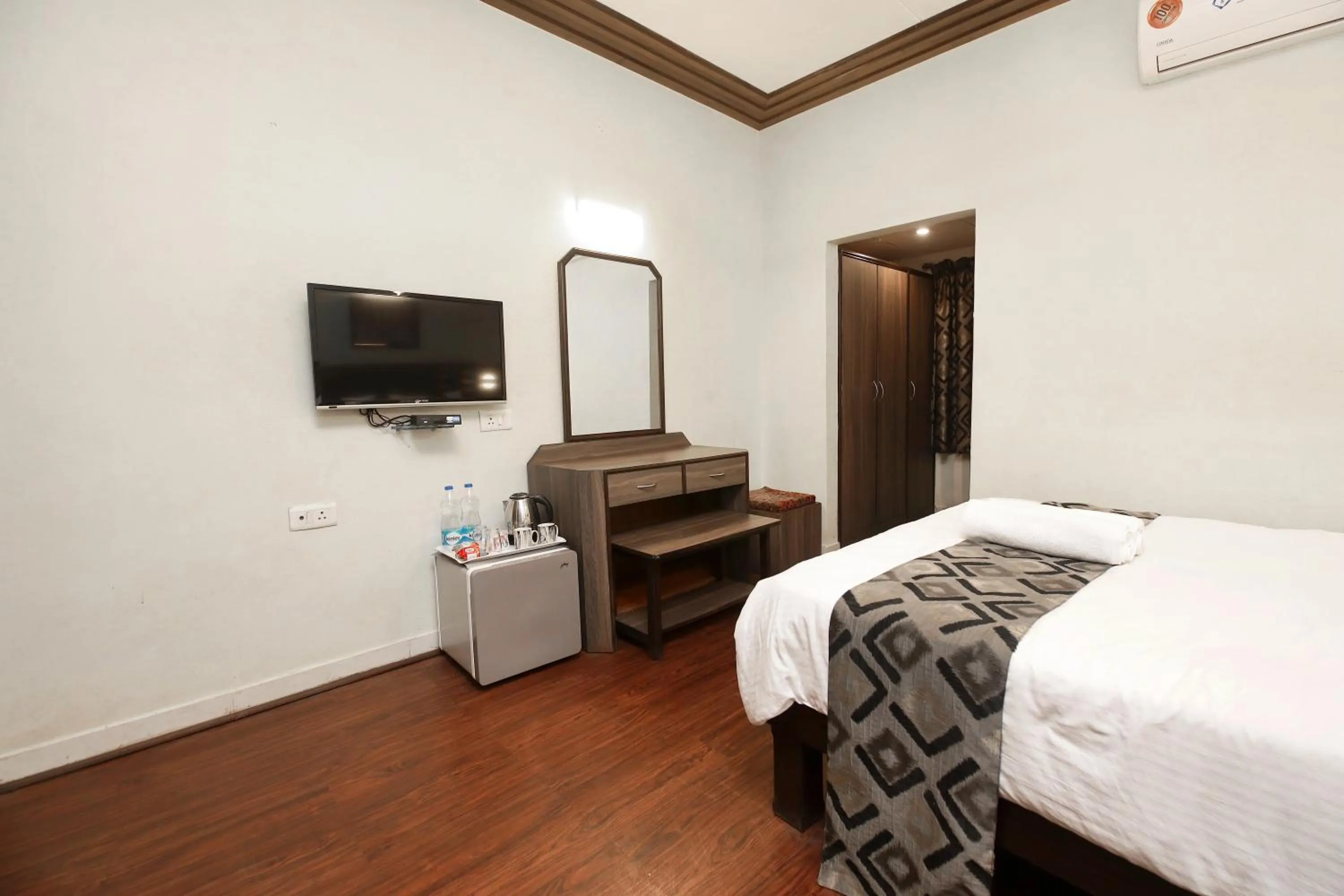 TV and multimedia, Bed in Westend Hotel