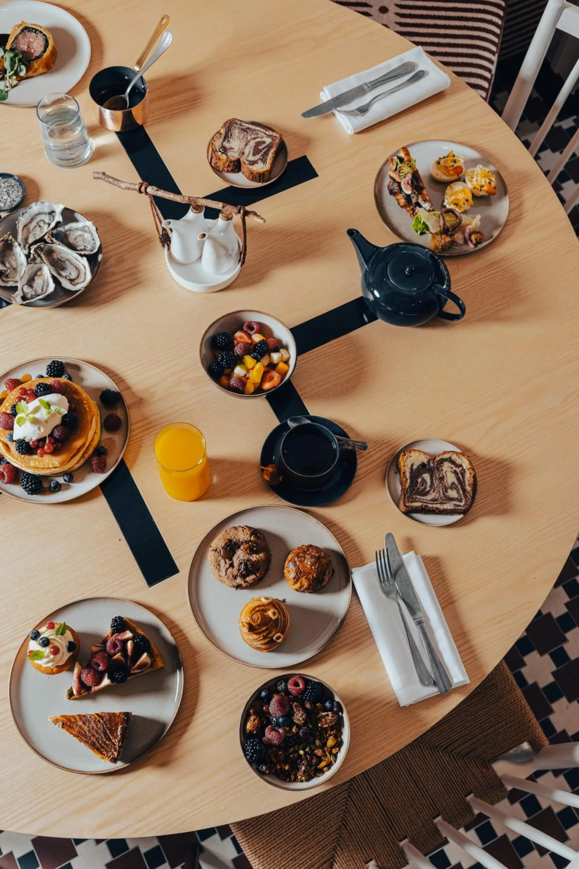 Breakfast in Regina Experimental Biarritz