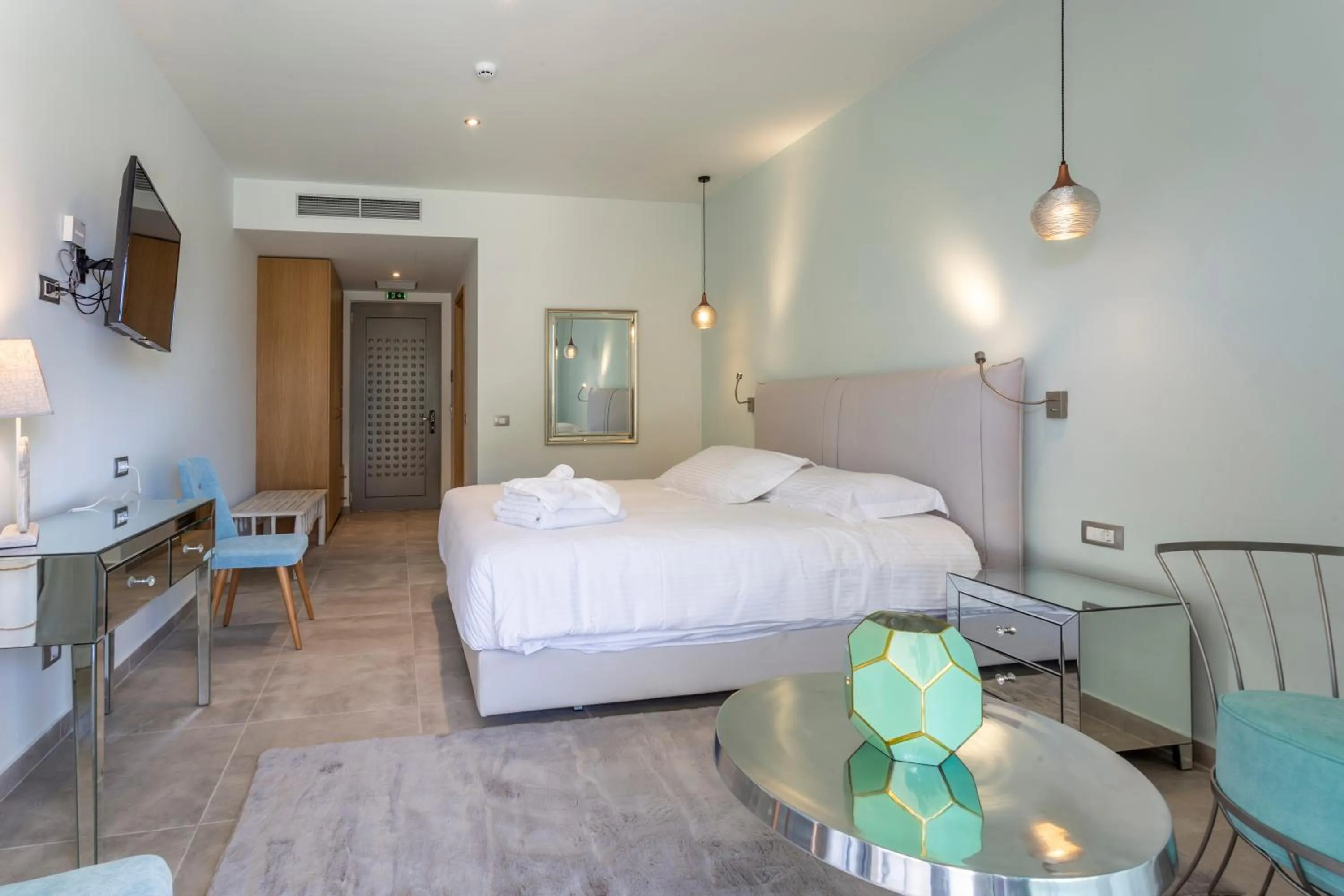 Elysian Luxury Hotel and Spa