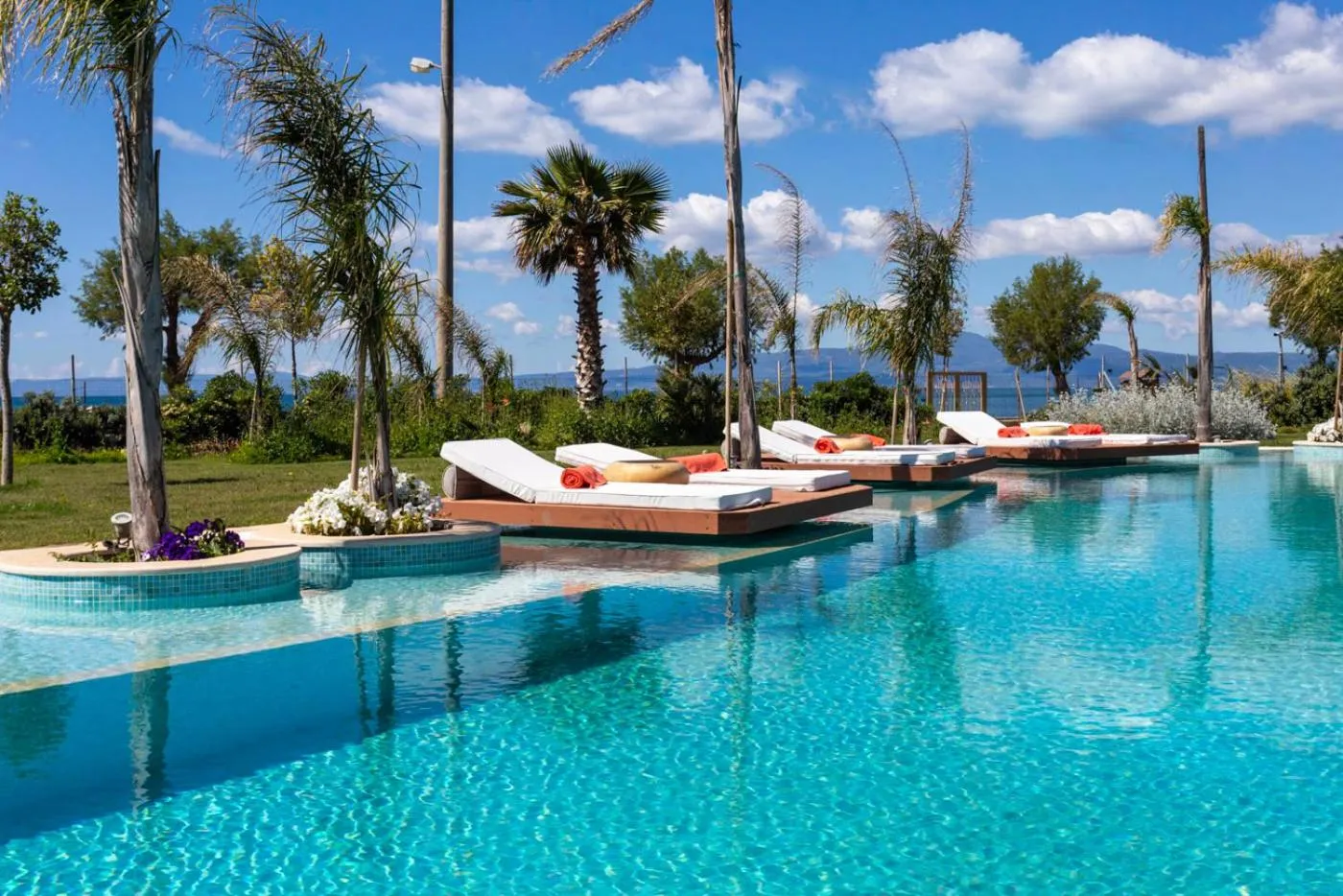 Swimming pool in Elysian Luxury Hotel and Spa