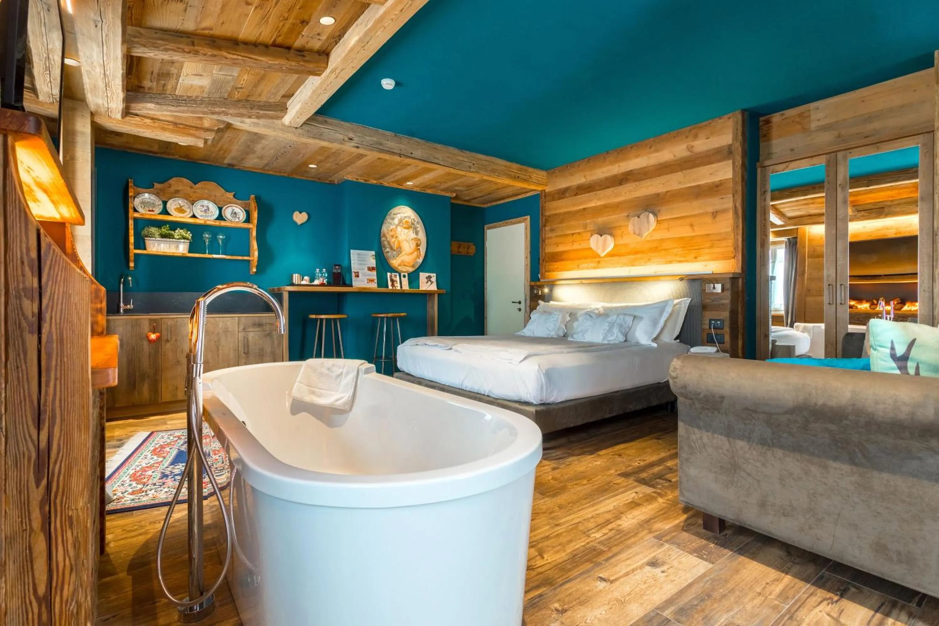 Bed in John Luxury Suites