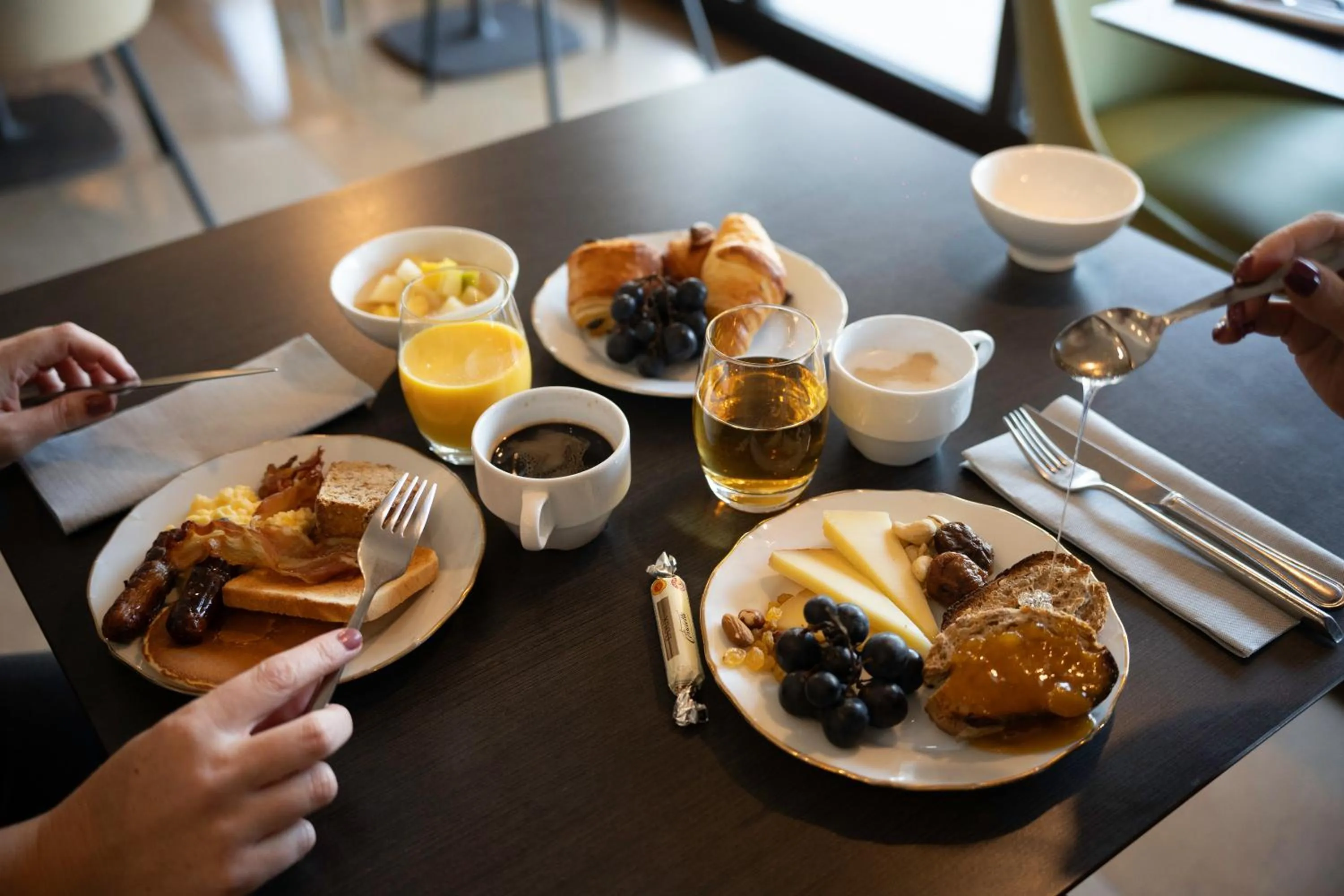 Breakfast in Mercure Auxerre Autoroute du Soleil