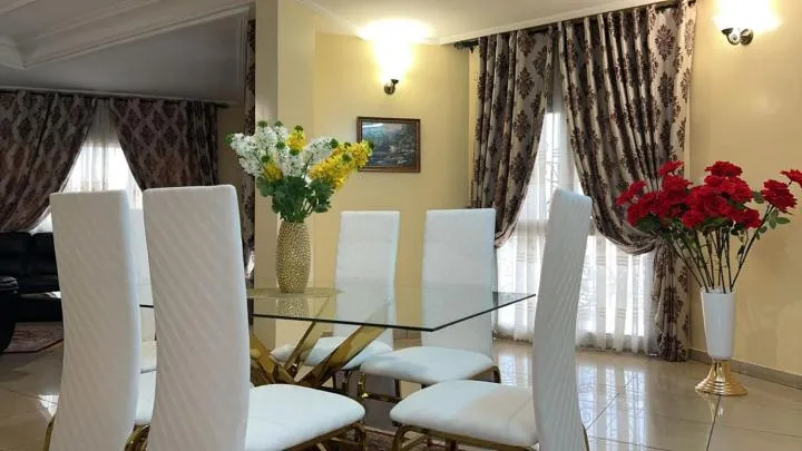 Living room in Résidences hôtelières Micheline et Emile BASTOS