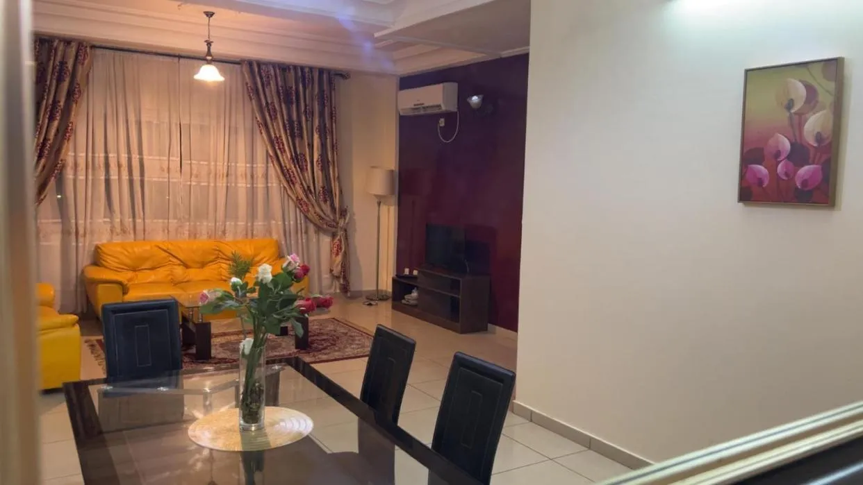 Living room in Résidences hôtelières Micheline et Emile BASTOS