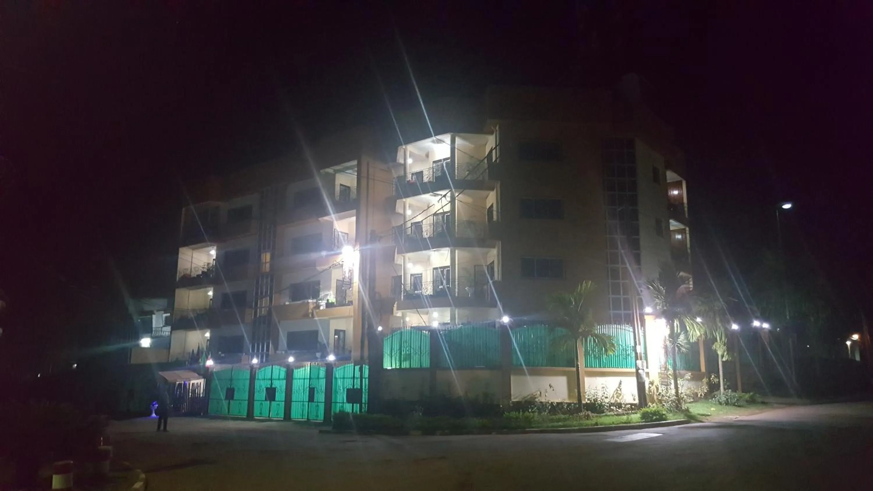 Property building in Résidences hôtelières Micheline et Emile BASTOS