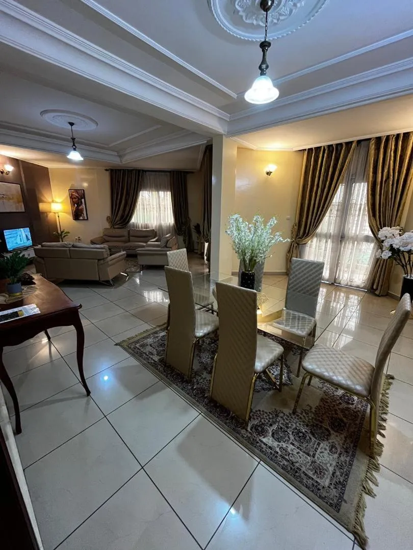 Living room in Résidences hôtelières Micheline et Emile BASTOS