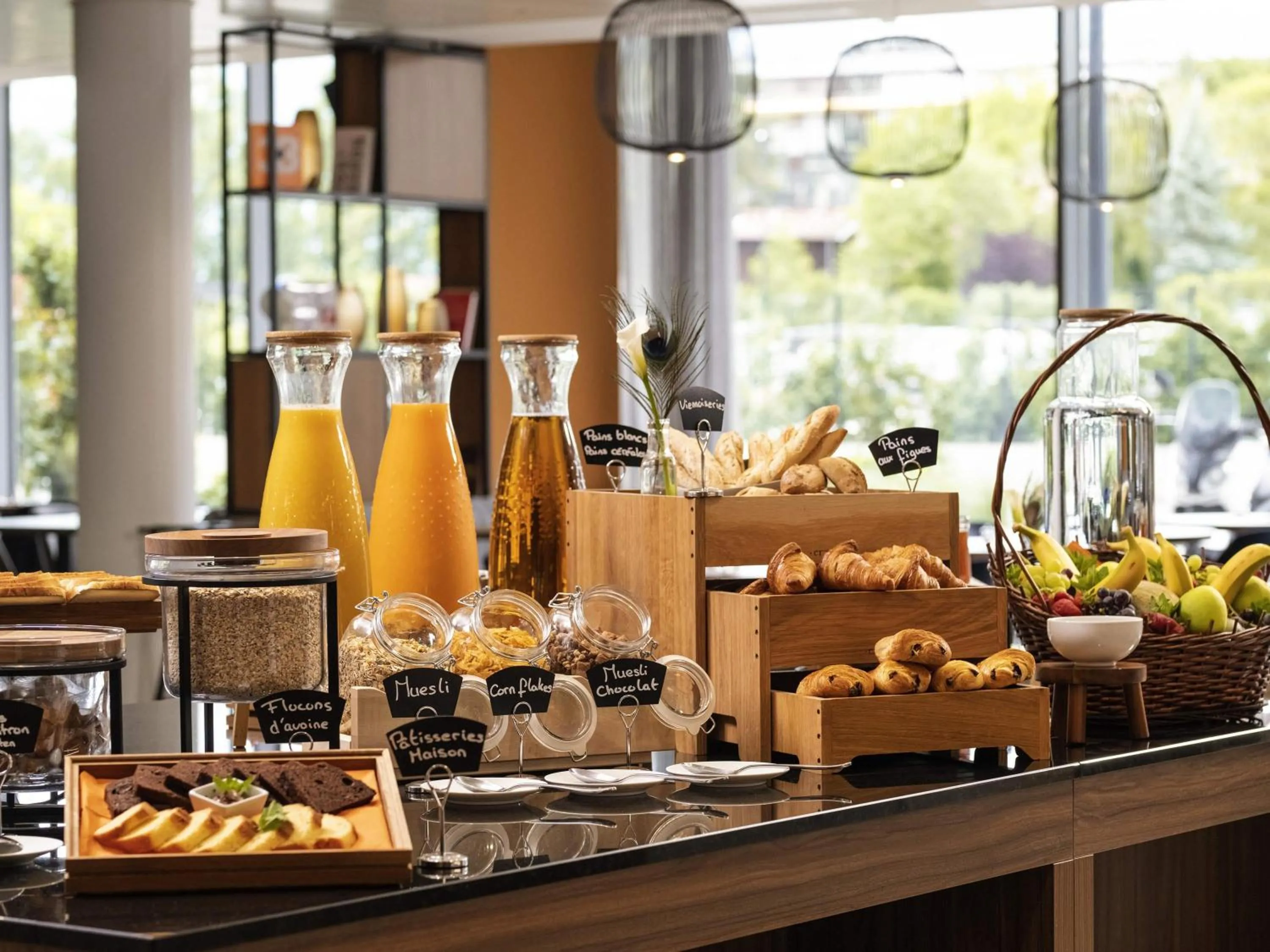 Breakfast in Mercure Geneva Airport