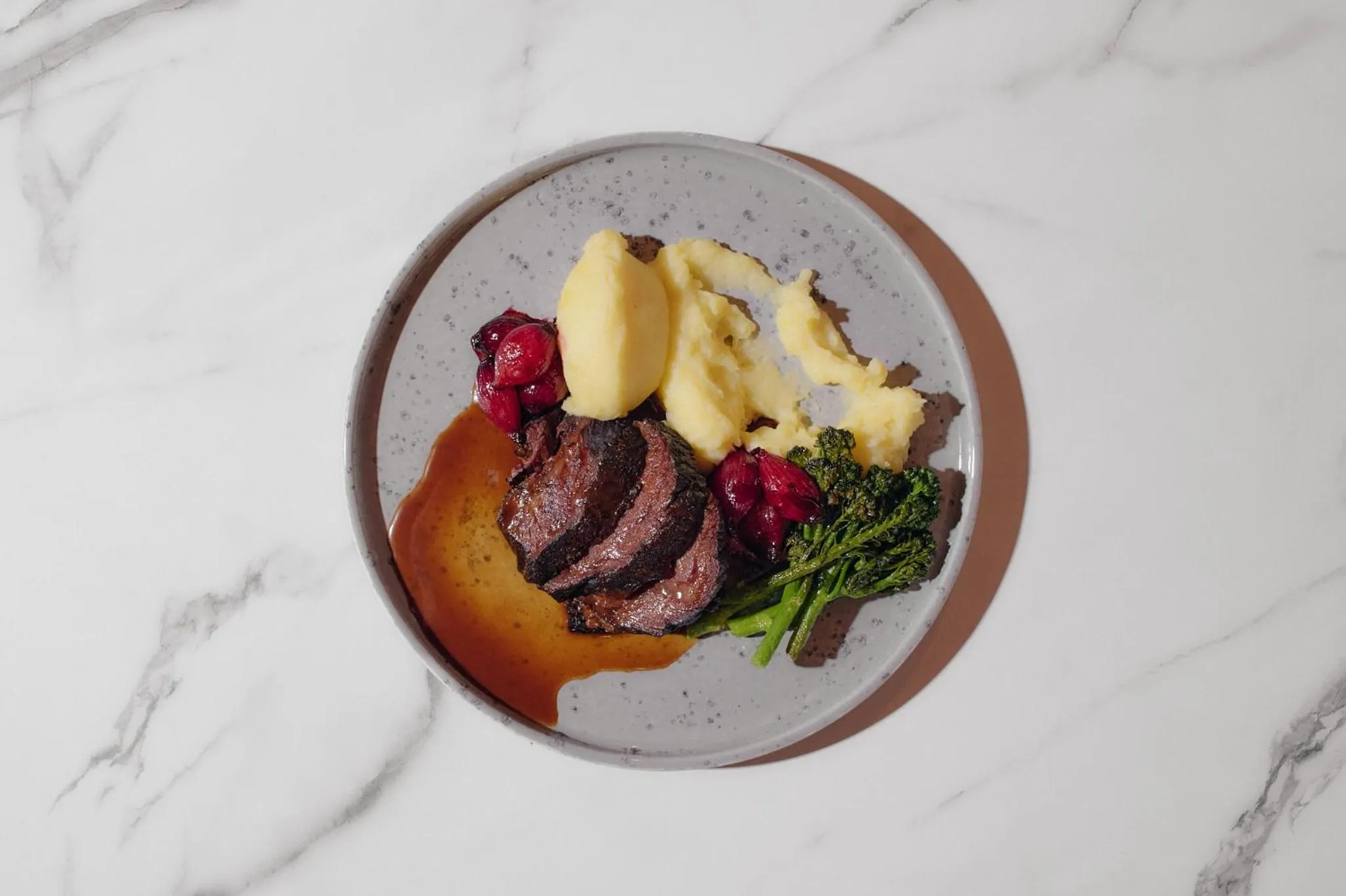 Food and drinks in Aparthotel Treudelberg Hamburg