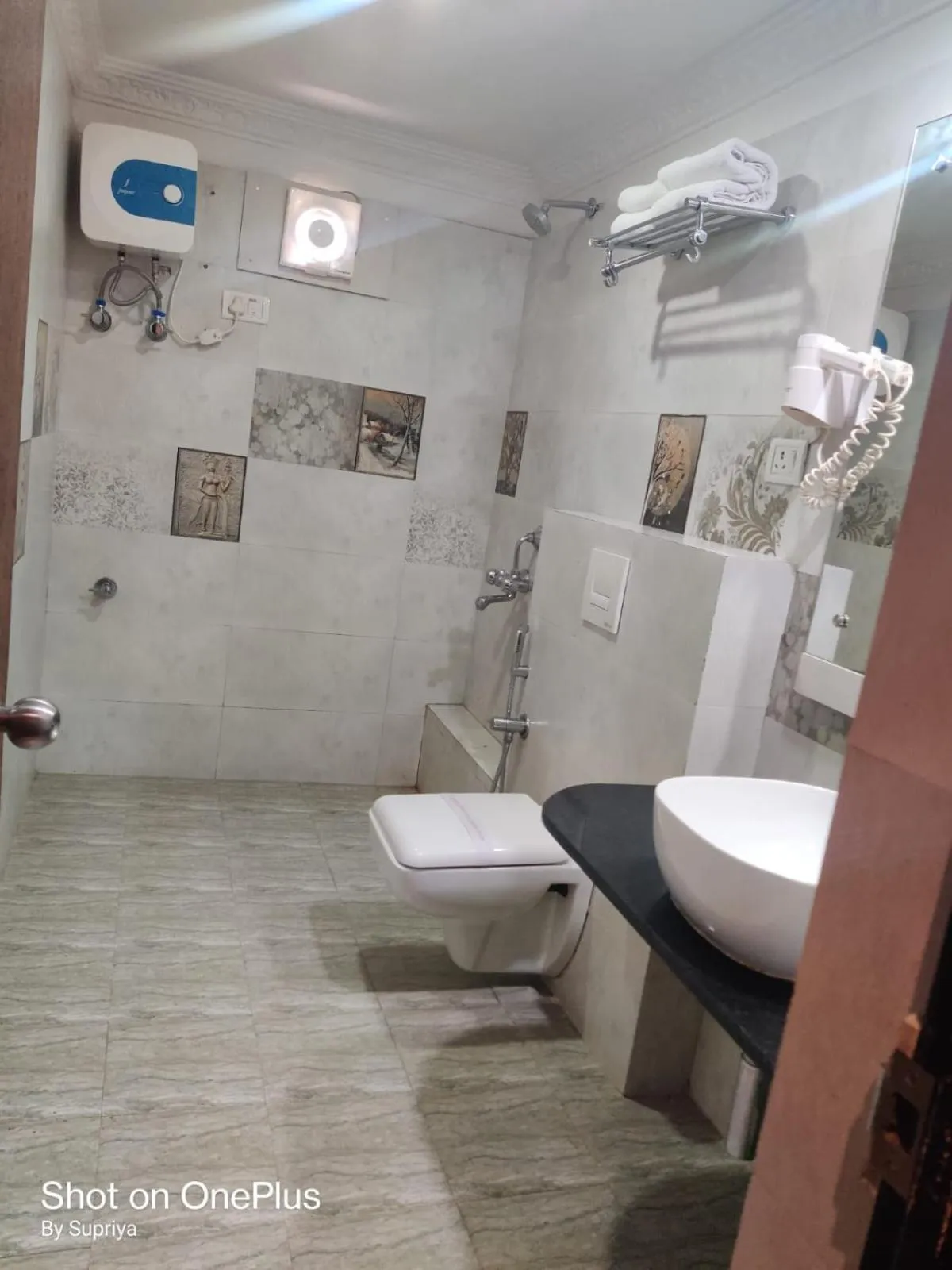 Bathroom in Hotel Pushpak