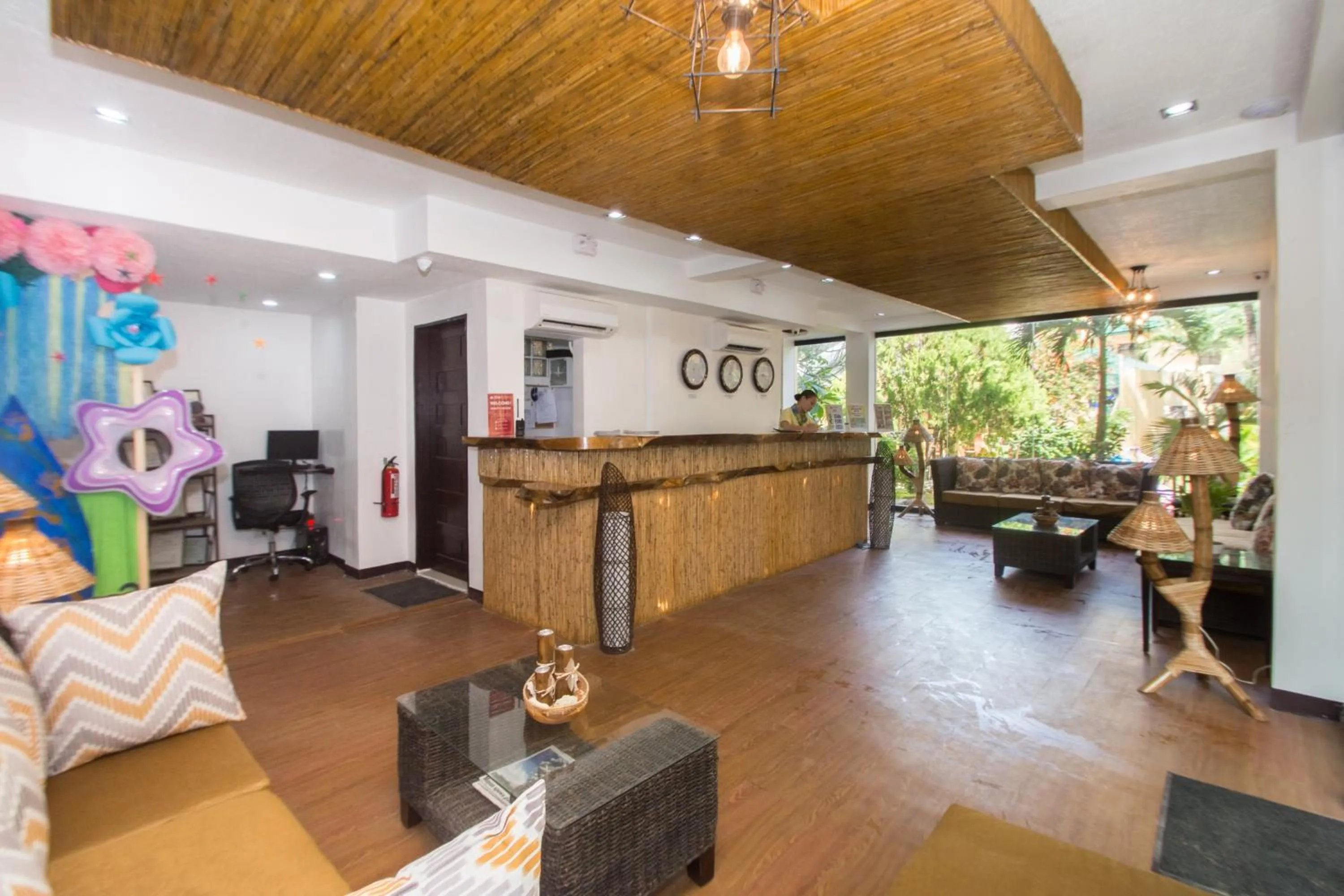 Lobby or reception in Bamboo Beach Resort & Restaurant