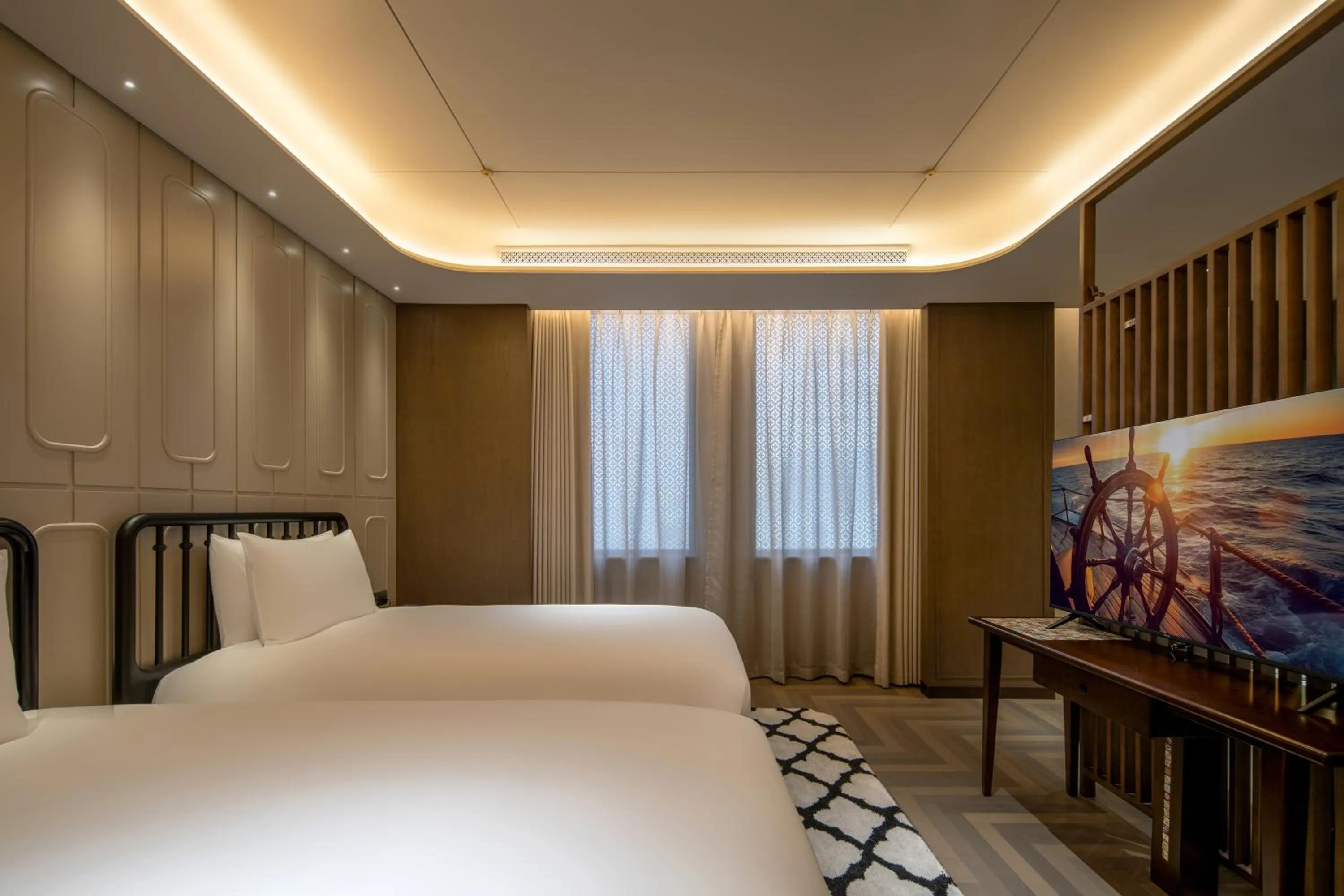 Bed in Xiamen Lujiang Harbourview Hotel