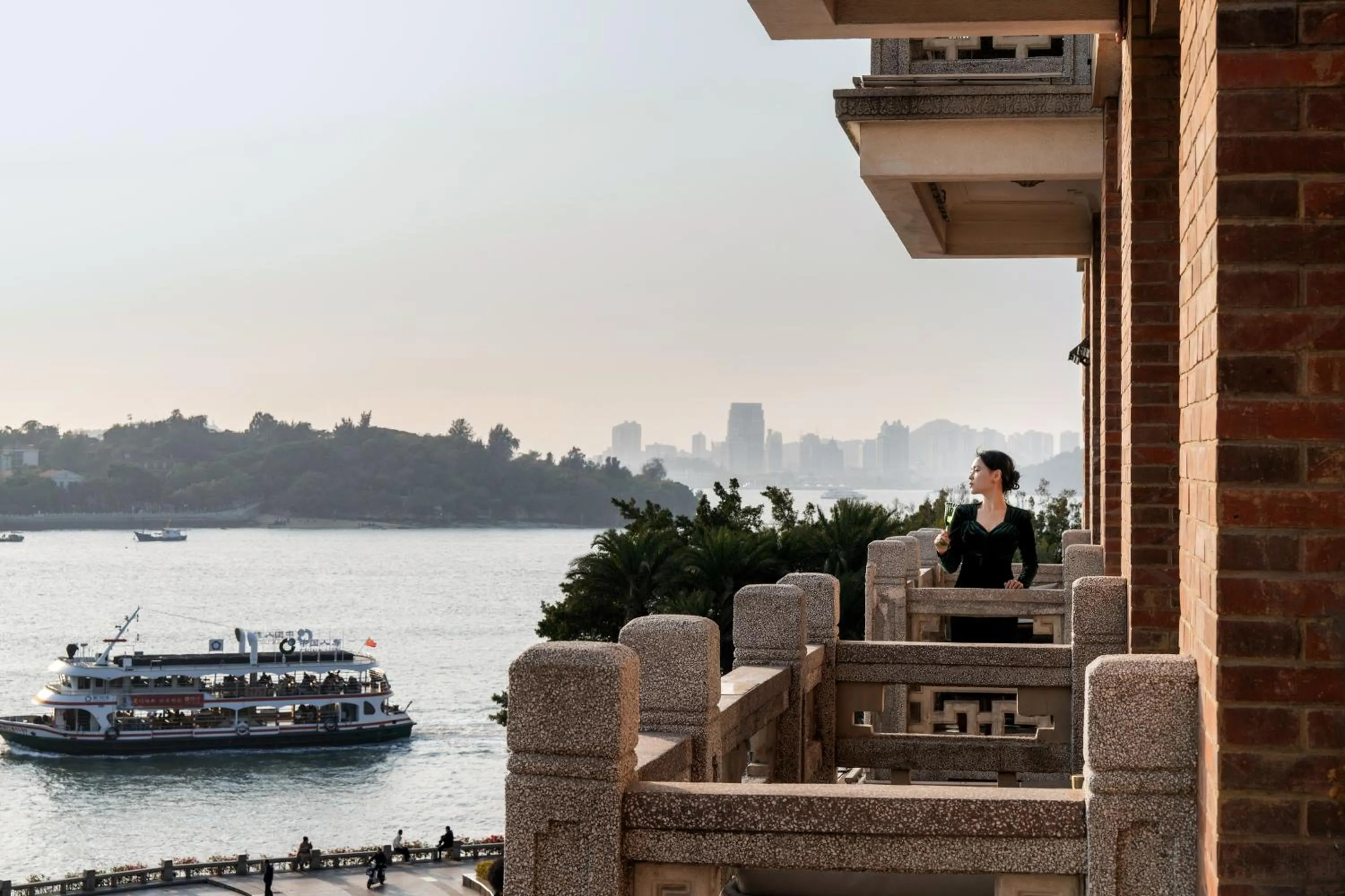 Xiamen Lujiang Harbourview Hotel