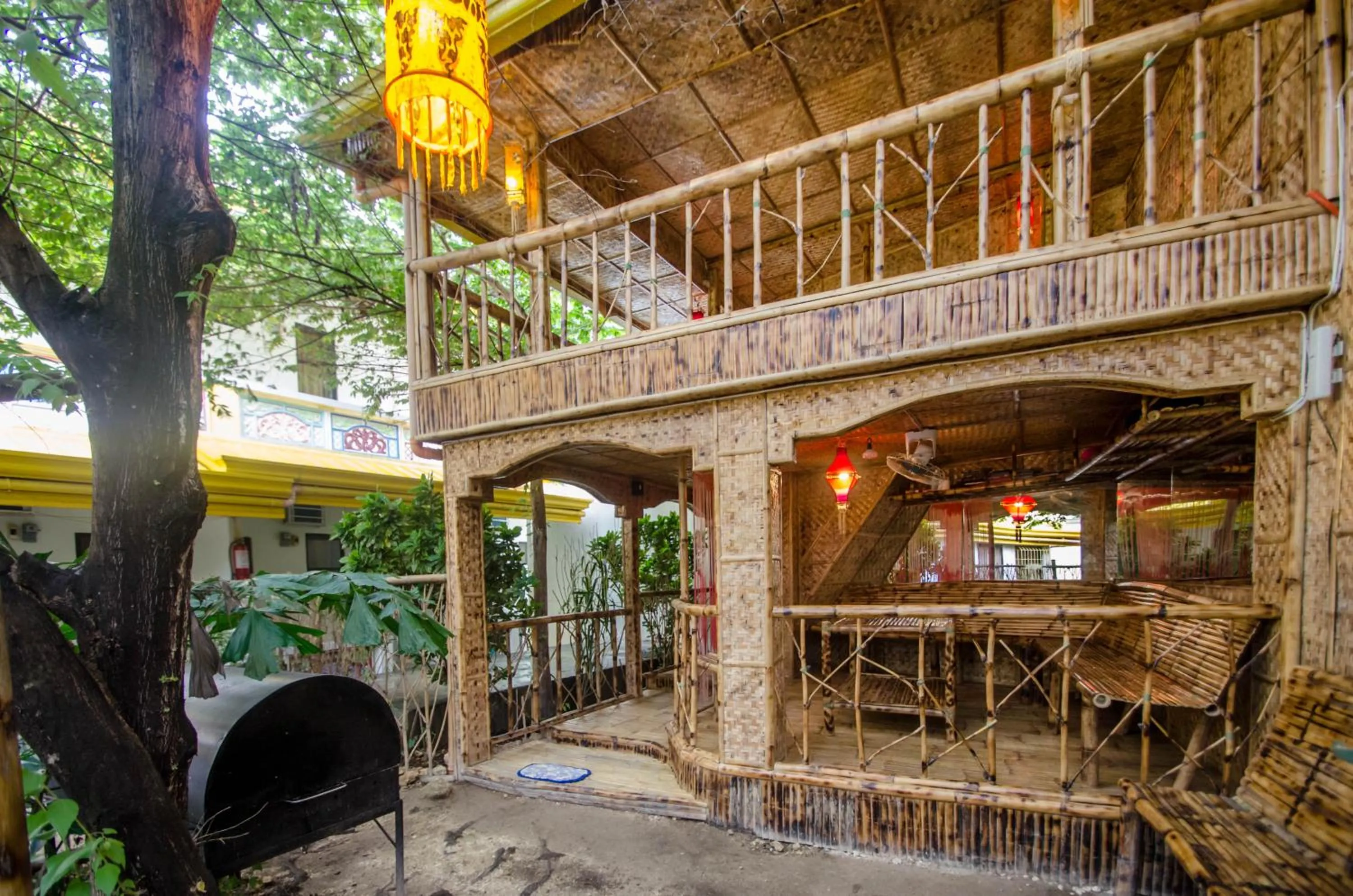 BBQ facilities in Bambooze Hauz