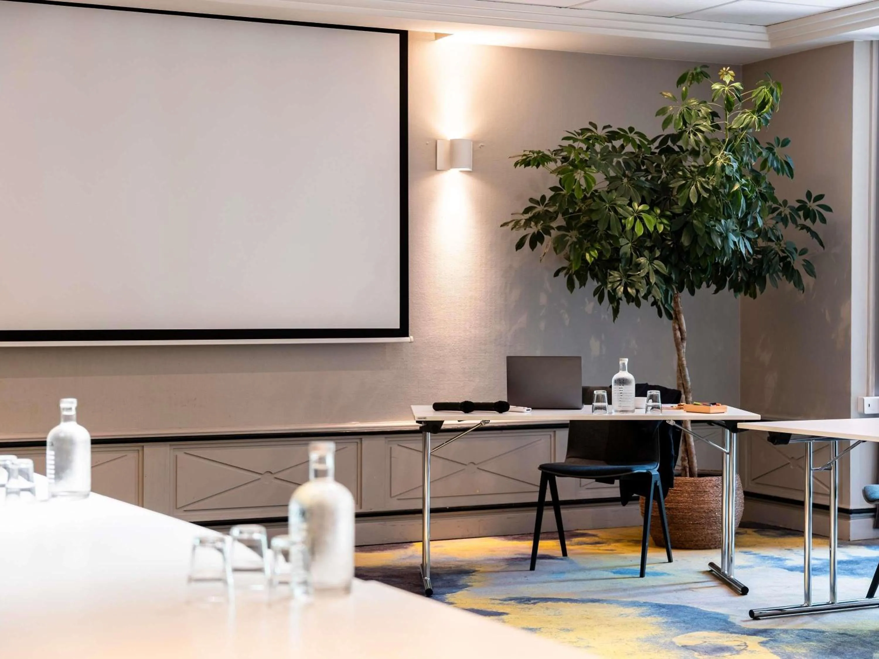 Meeting/conference room in Mercure Grenoble Meylan