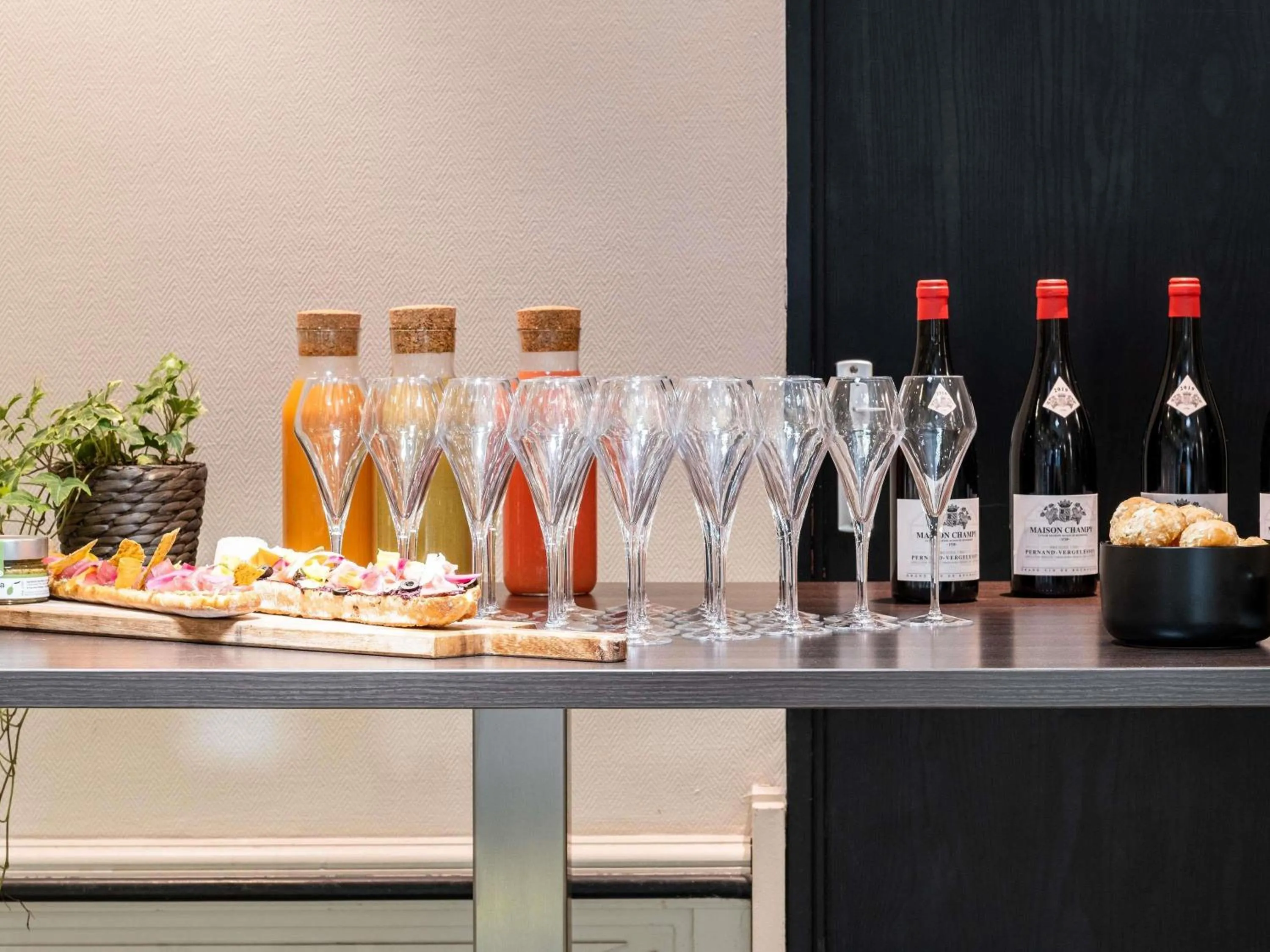 Meeting/conference room in Mercure Grenoble Meylan