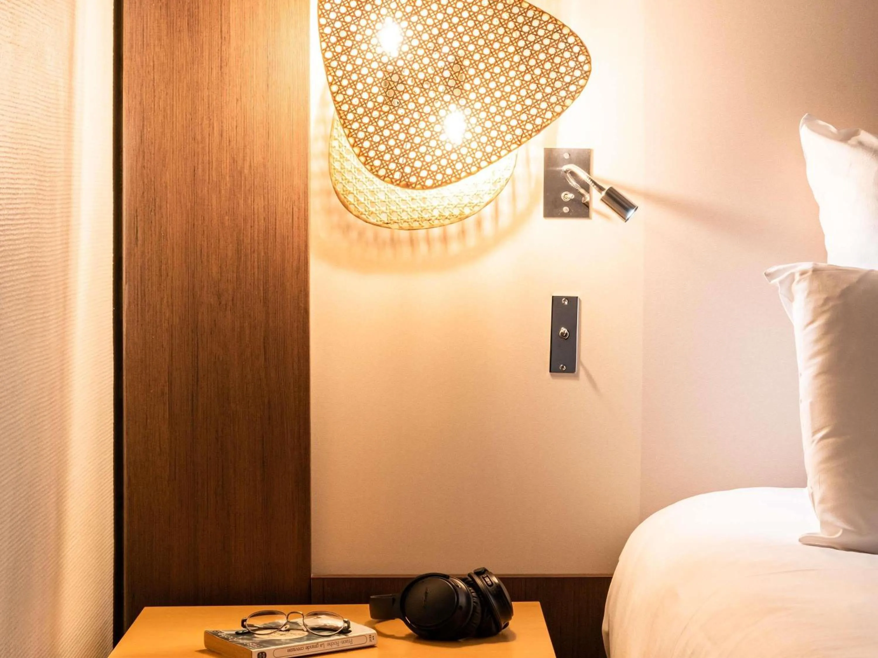 Bedroom, Bed in Mercure Grenoble Meylan