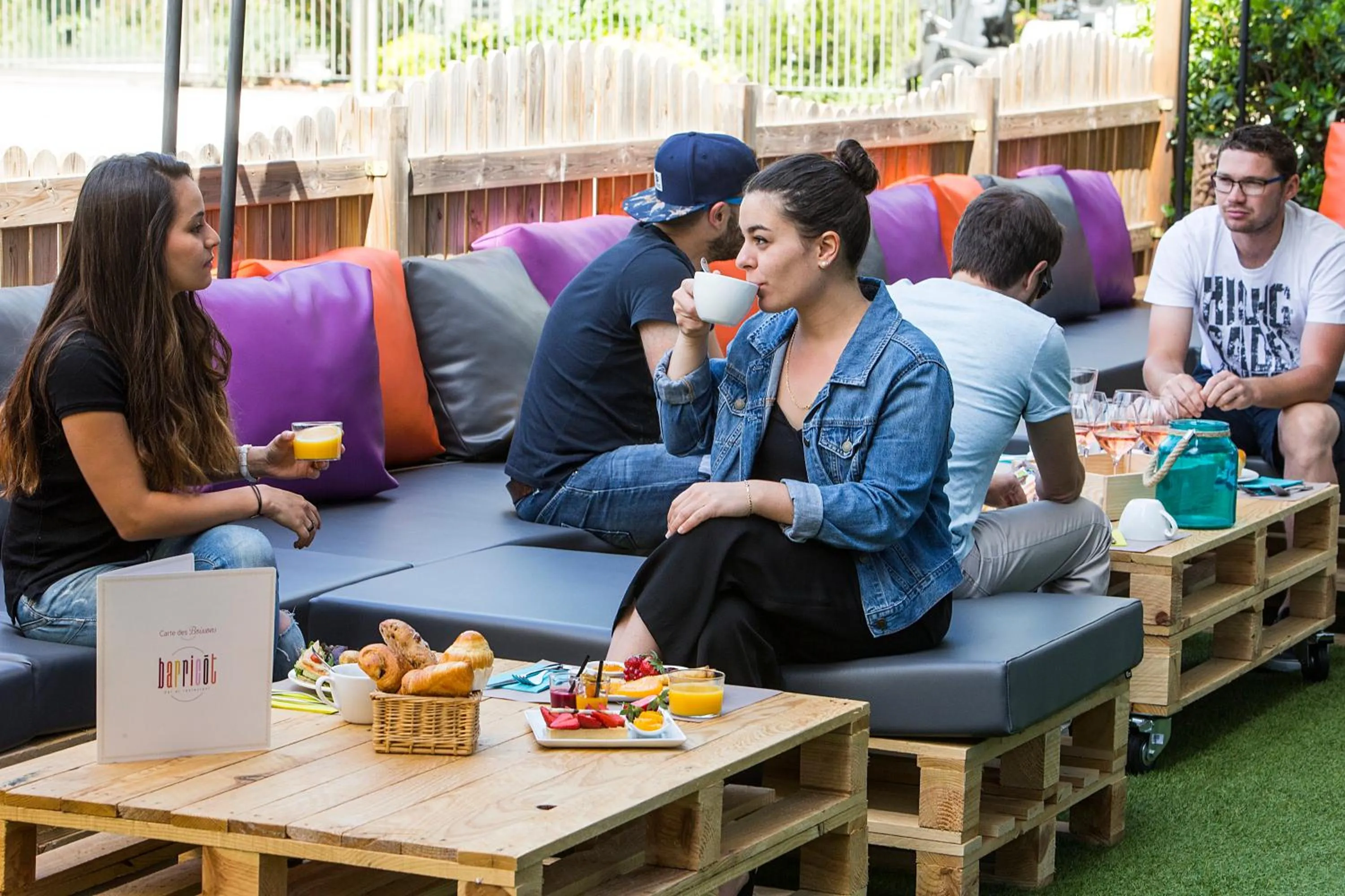Balcony/Terrace in Hotel Mercure Toulouse Centre Compans