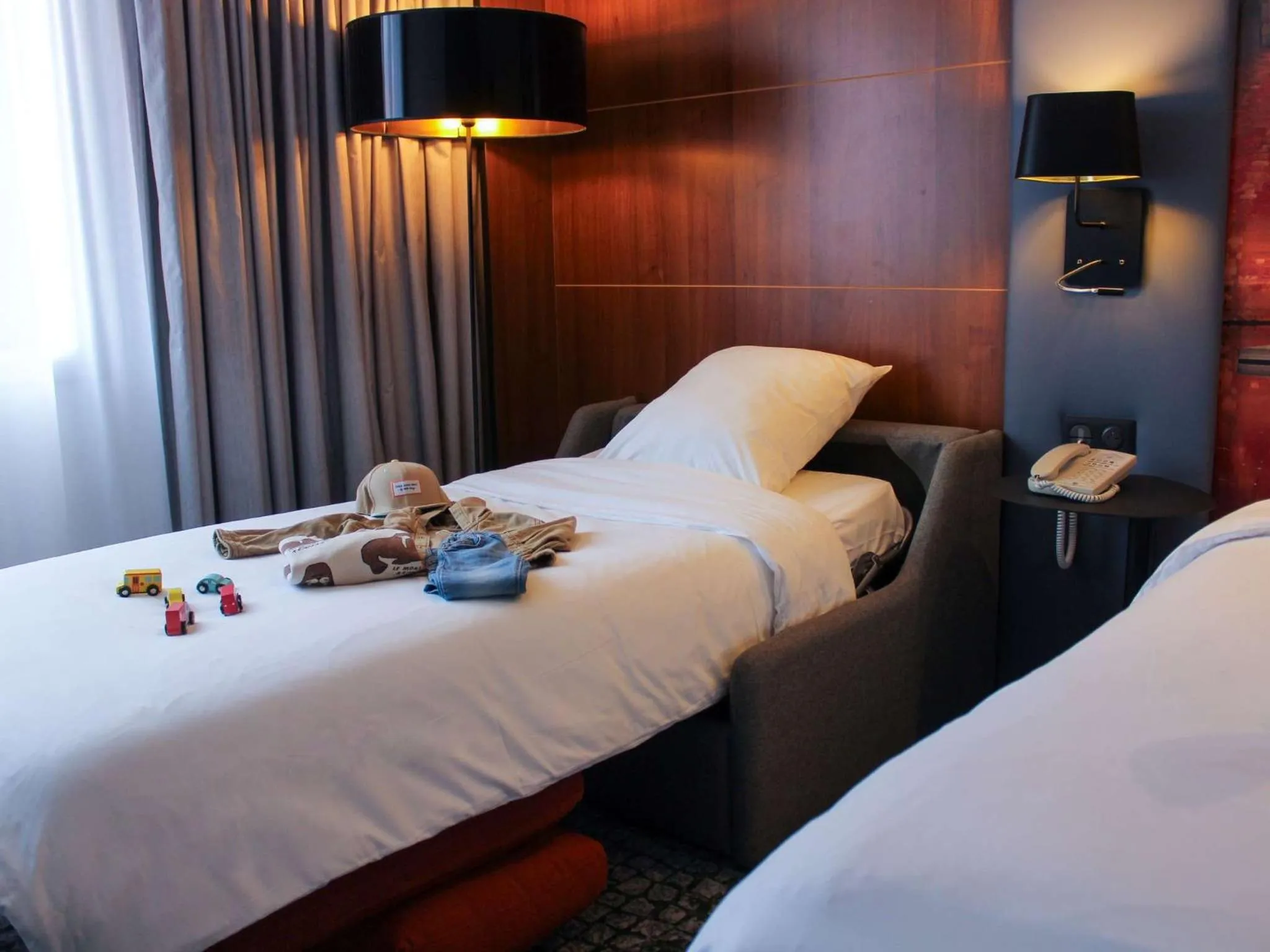 Bed in Hotel Mercure Toulouse Centre Compans