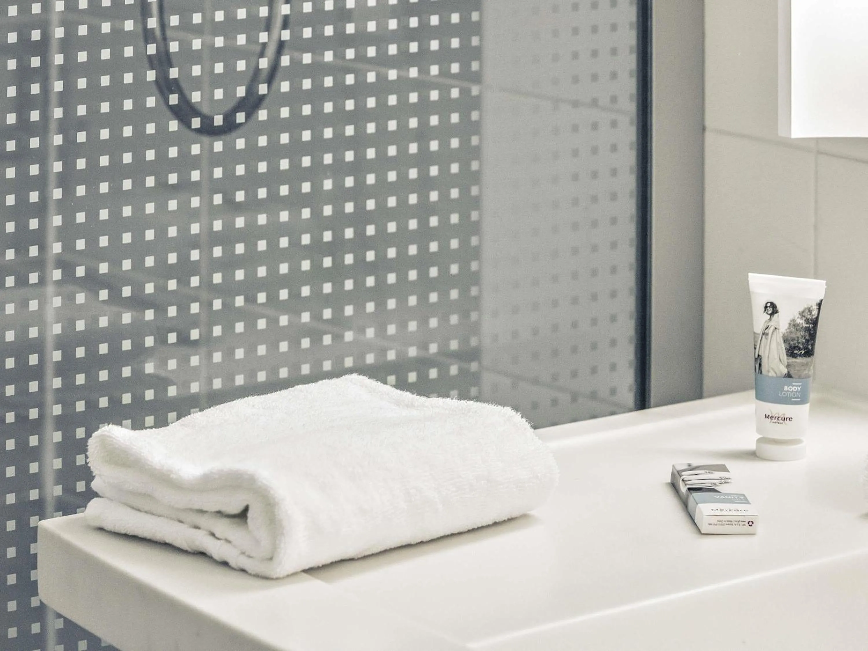 Bedroom in Hotel Mercure Toulouse Centre Compans