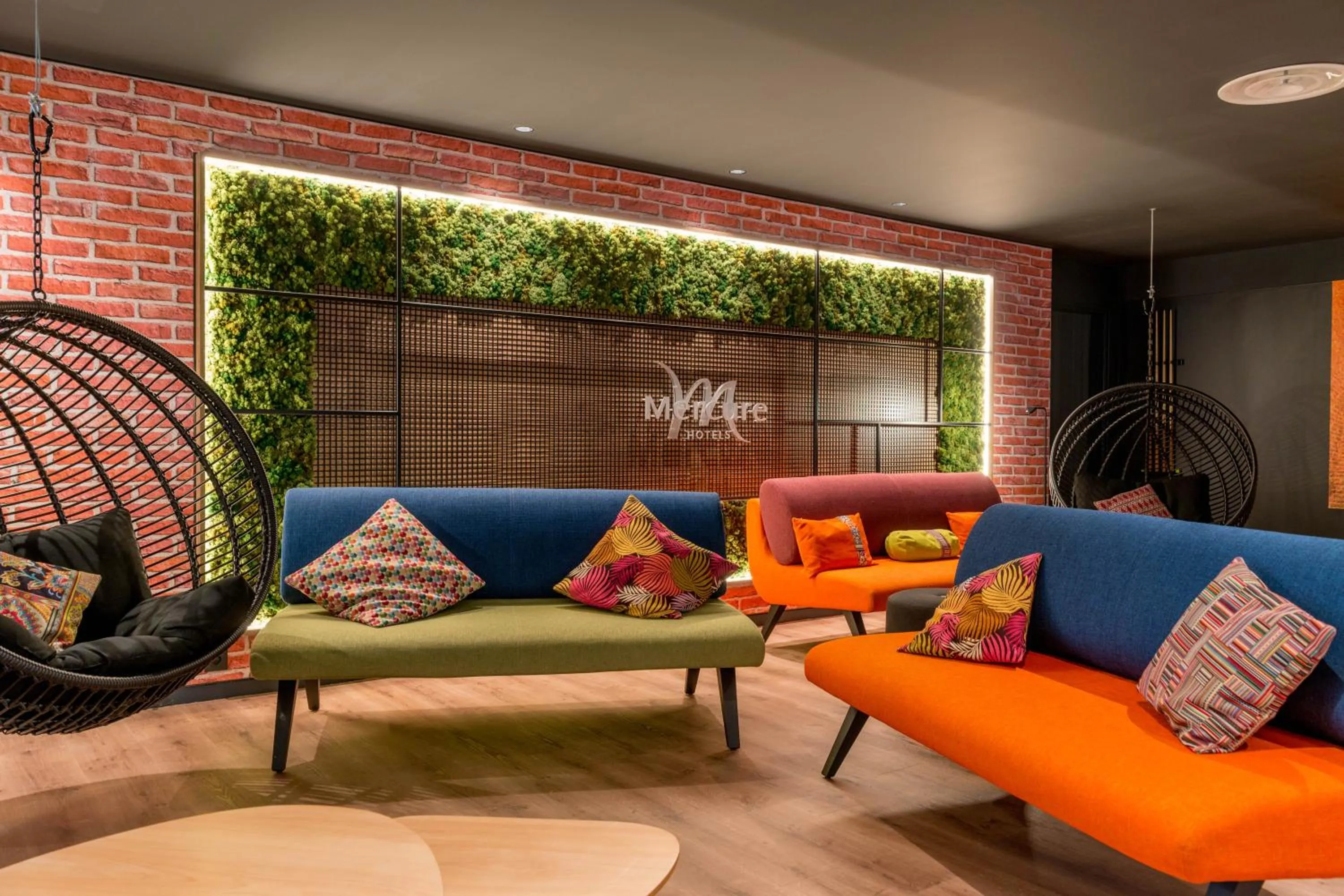 Lobby or reception in Hotel Mercure Toulouse Centre Compans