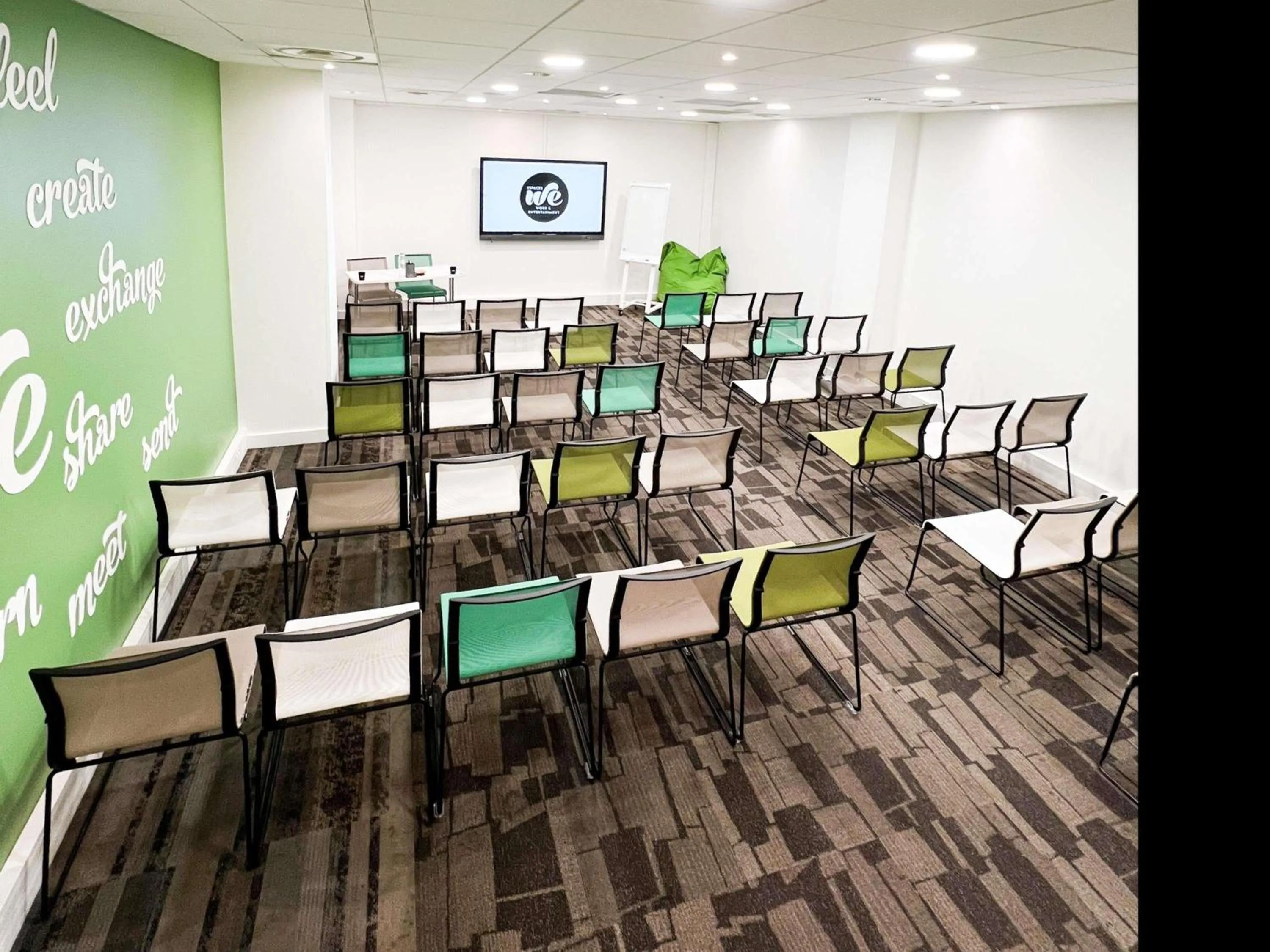 Meeting/conference room in Hotel Mercure Toulouse Centre Compans