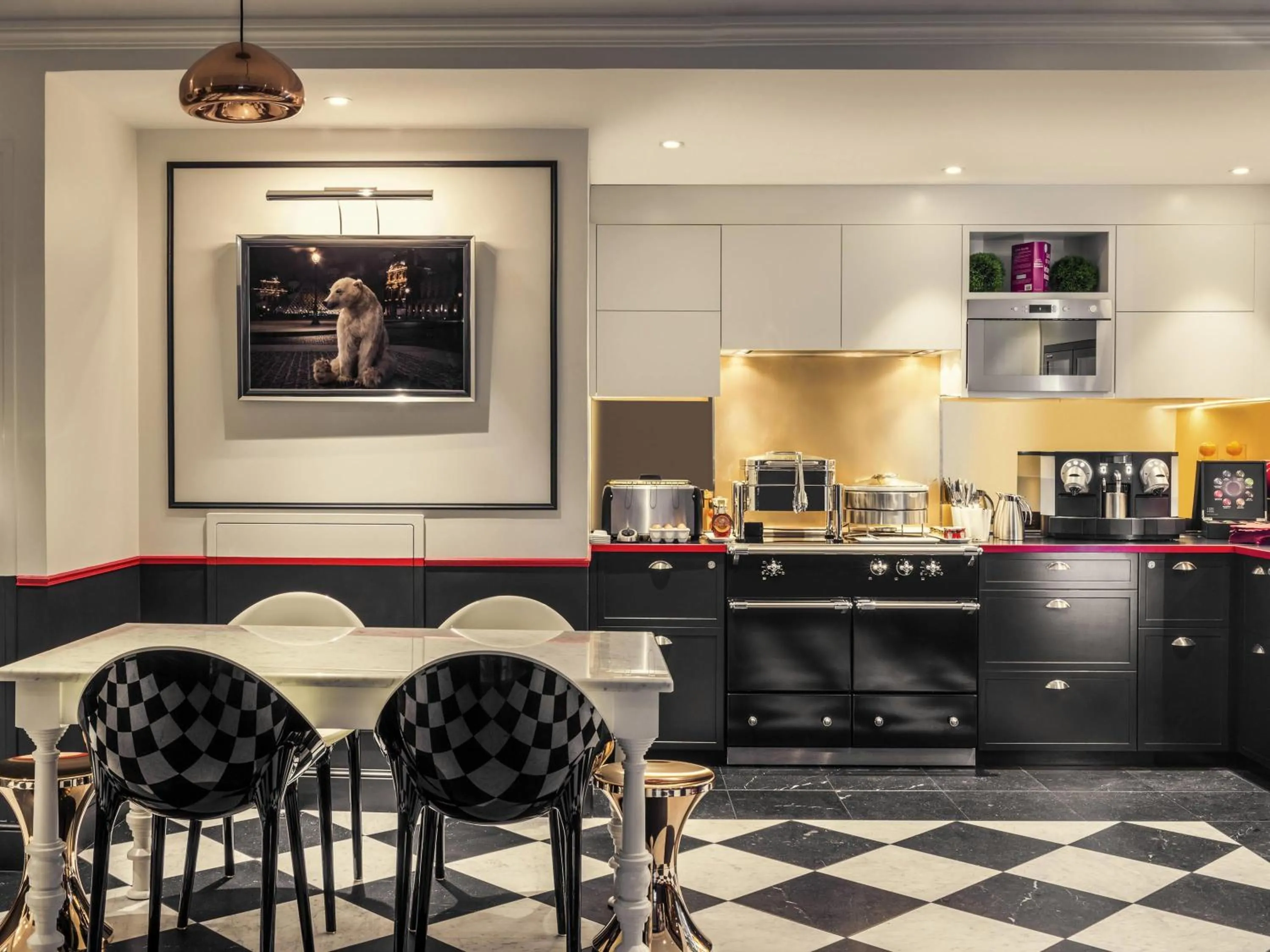 Breakfast in Mercure Paris Opera Louvre