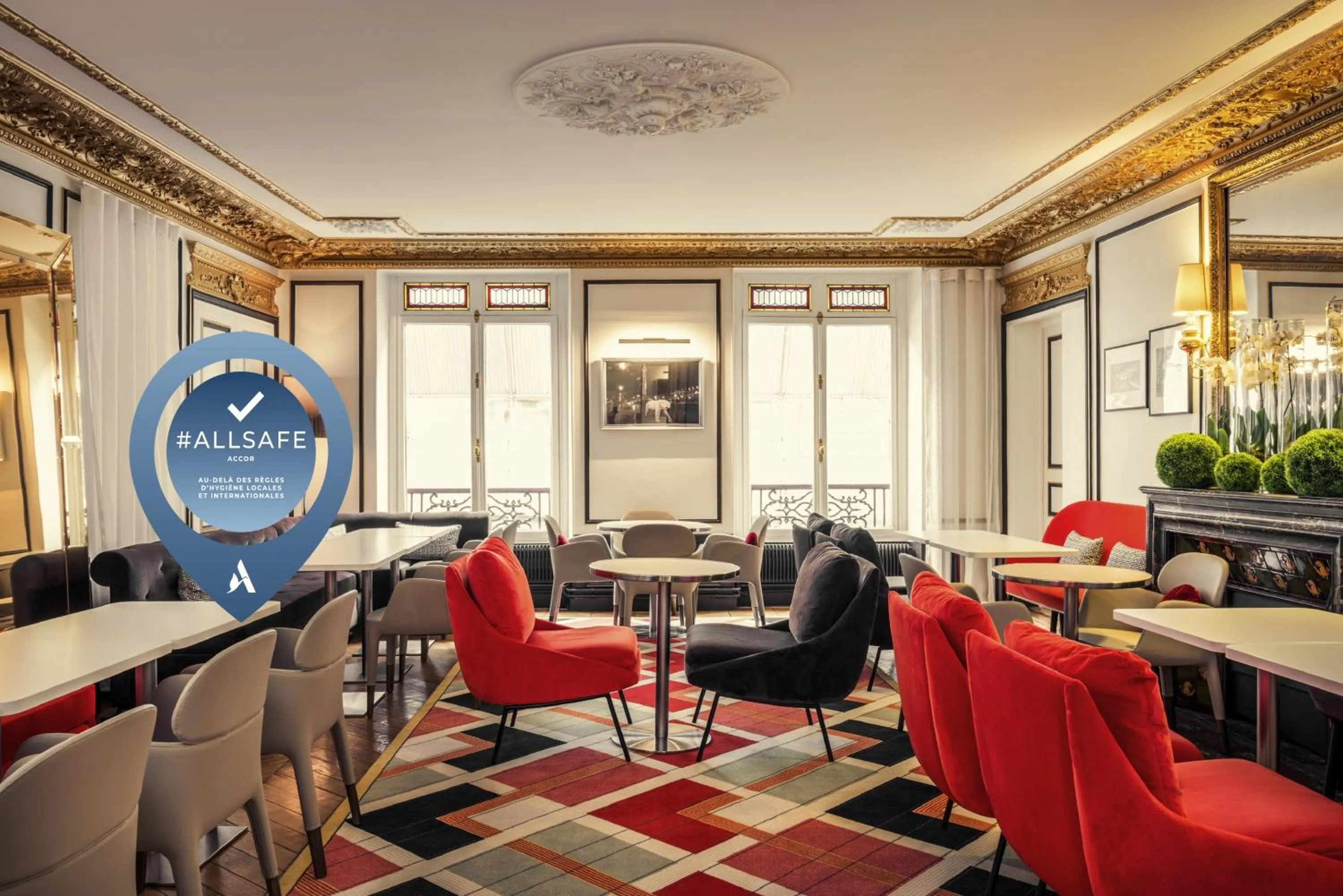 Logo/Certificate/Sign in Mercure Paris Opera Louvre