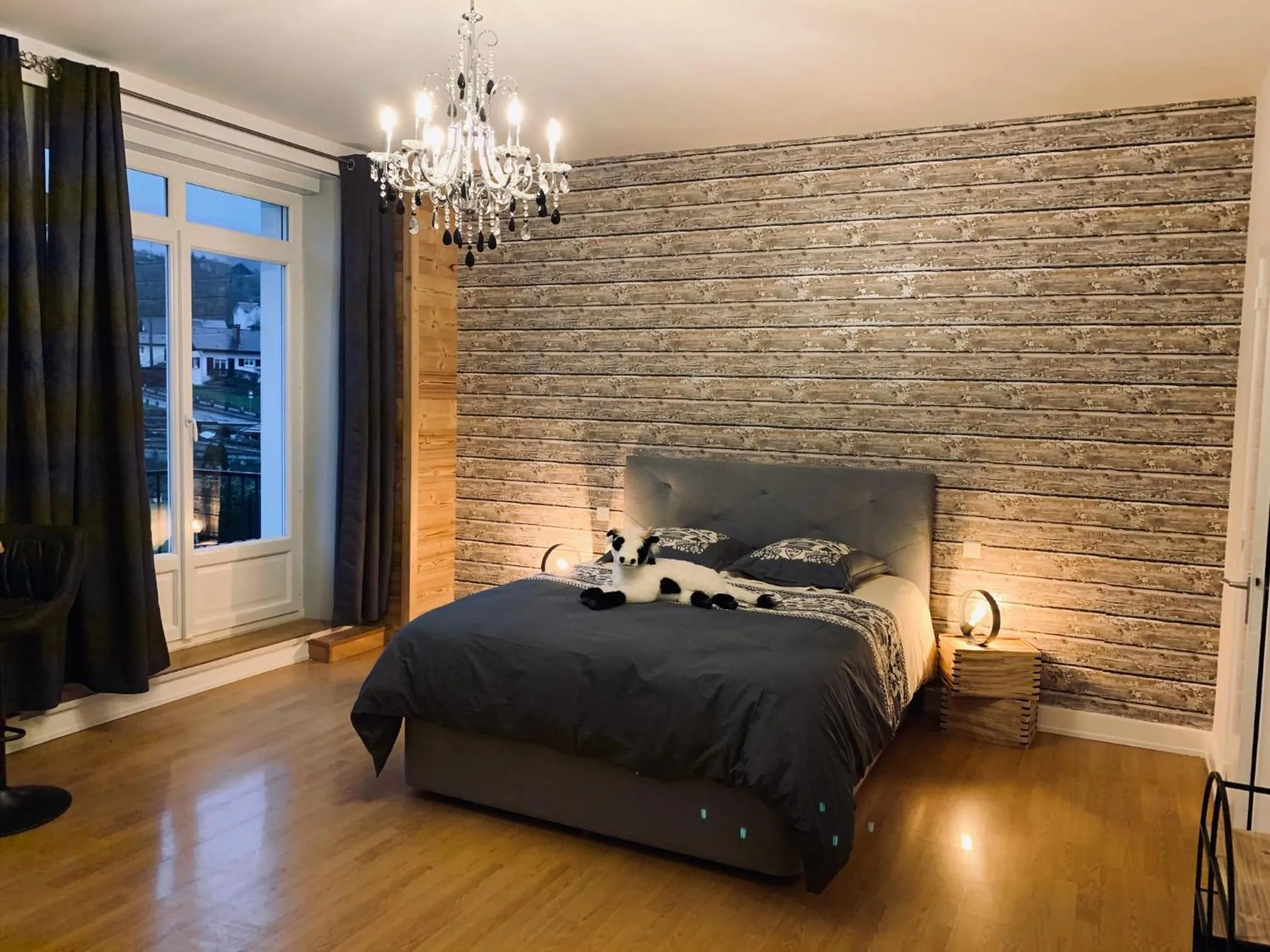 Bedroom in Chez MARLYSE-chambres et Table d'hôtes