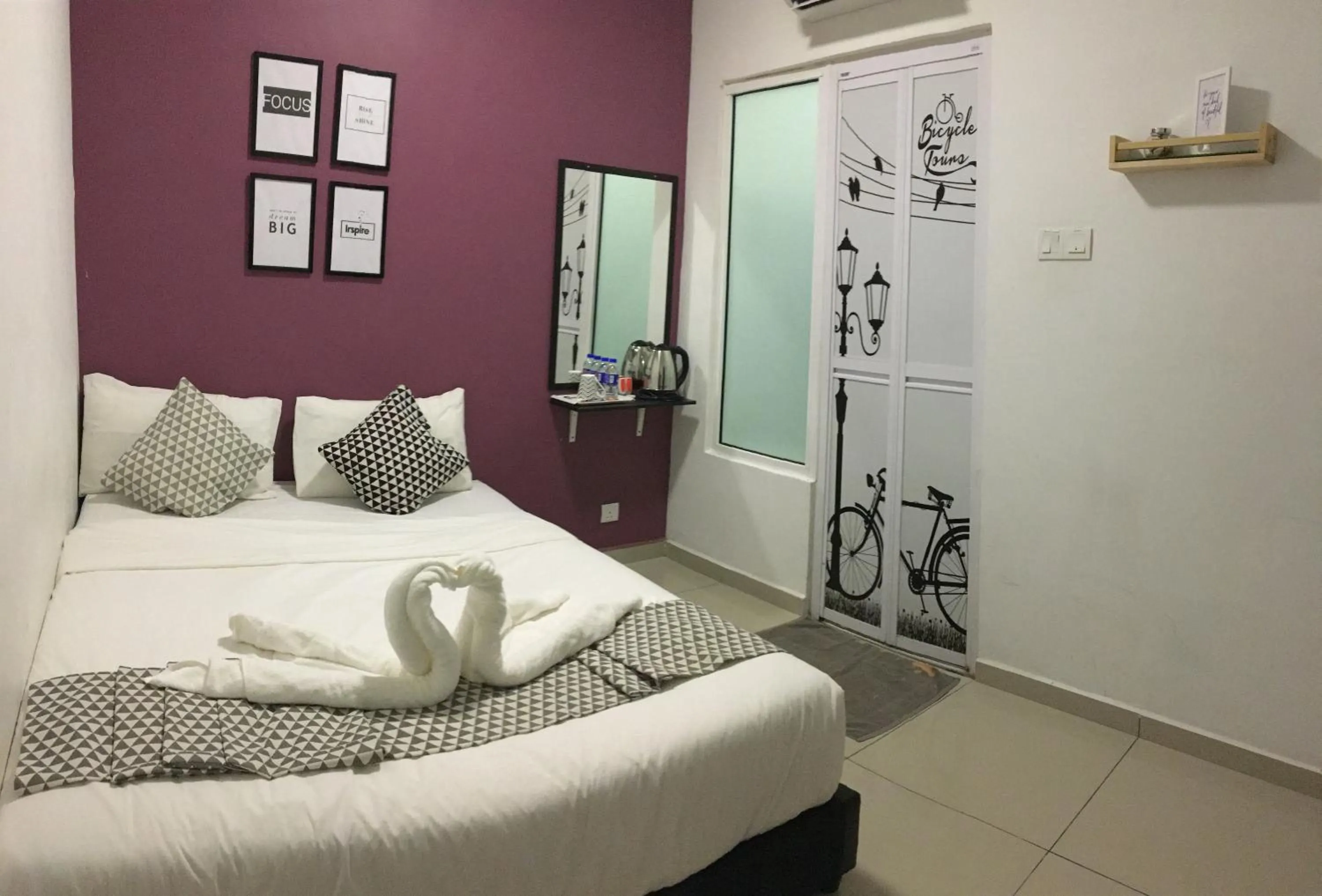 Bed in Pengkalan Housz