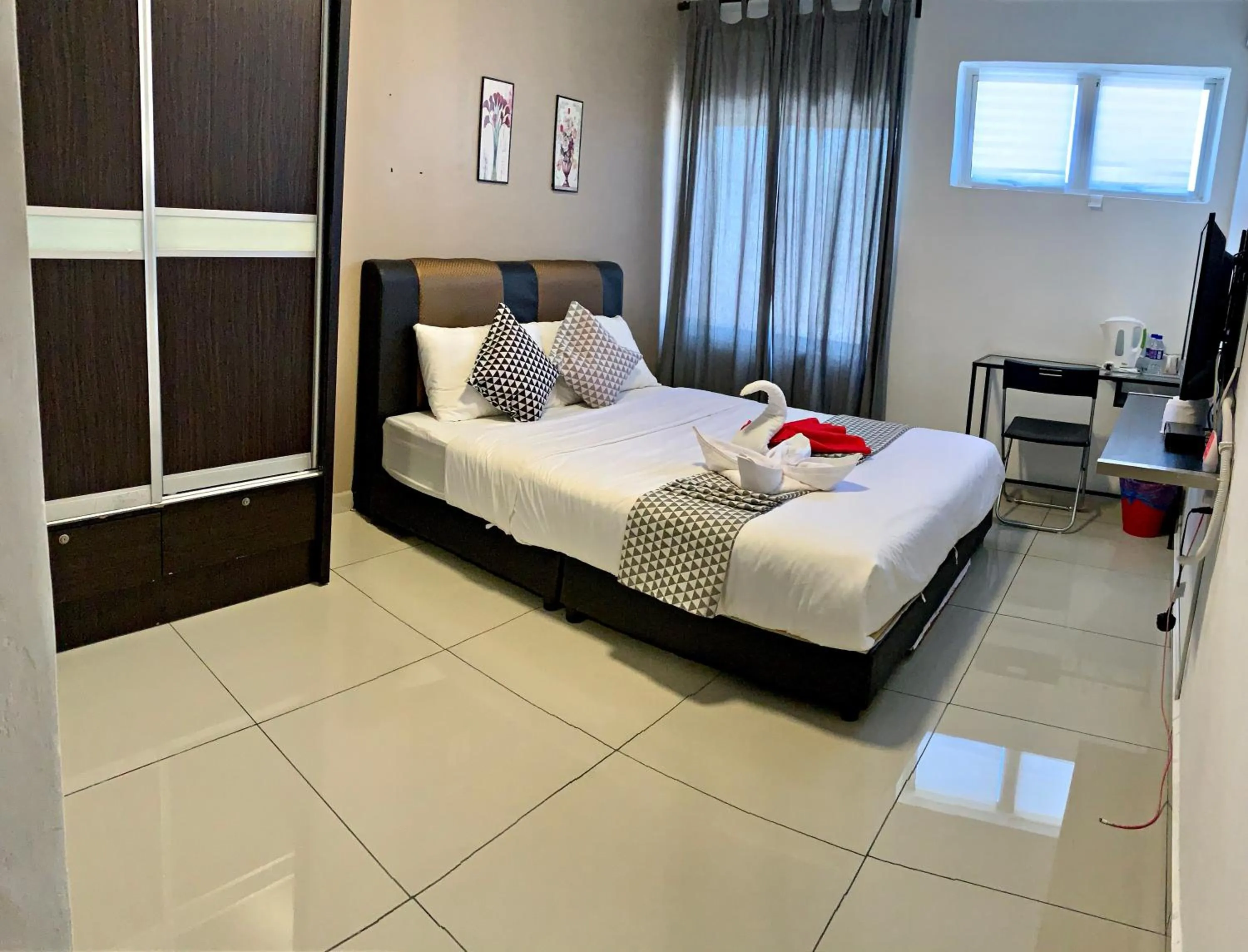 Bed in Pengkalan Housz