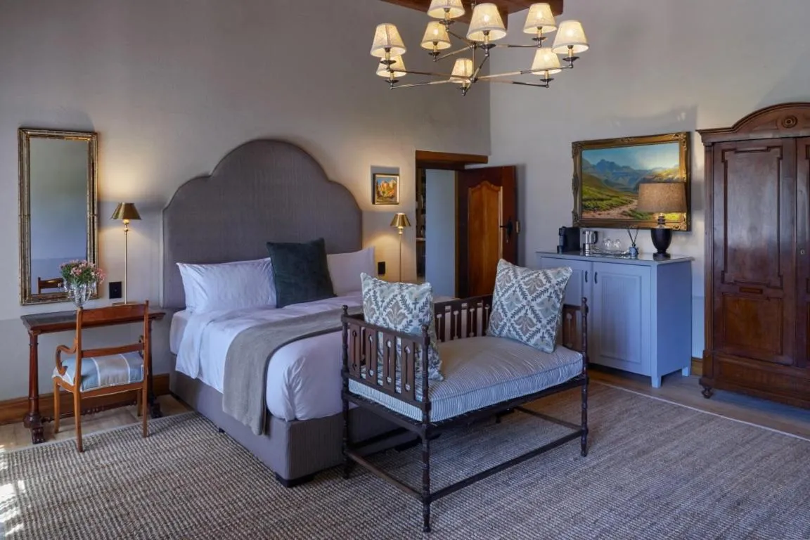 Bed in Blaauwklippen Manor by NEWMARK