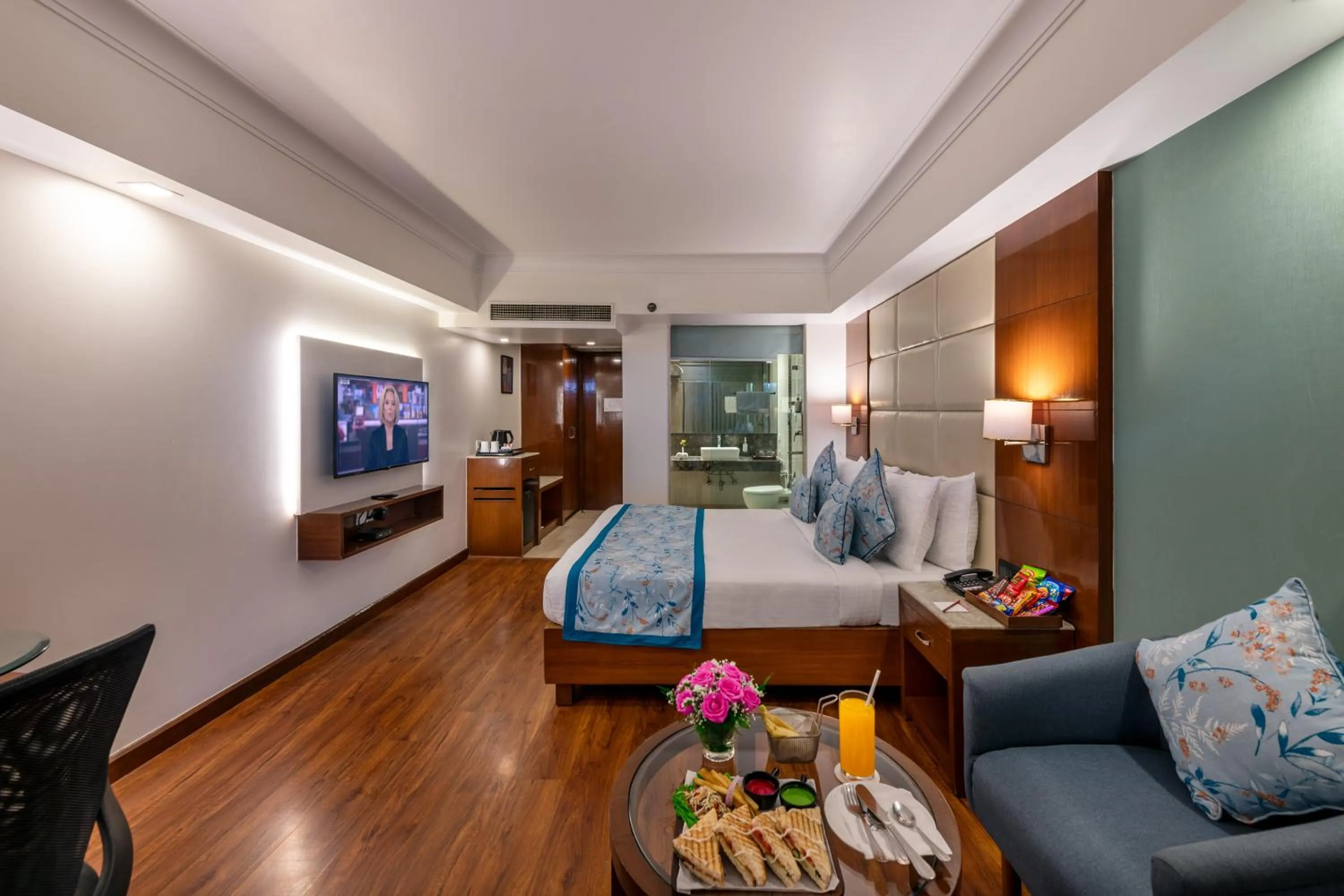 Bedroom, Bed in Lords Plaza Jaipur