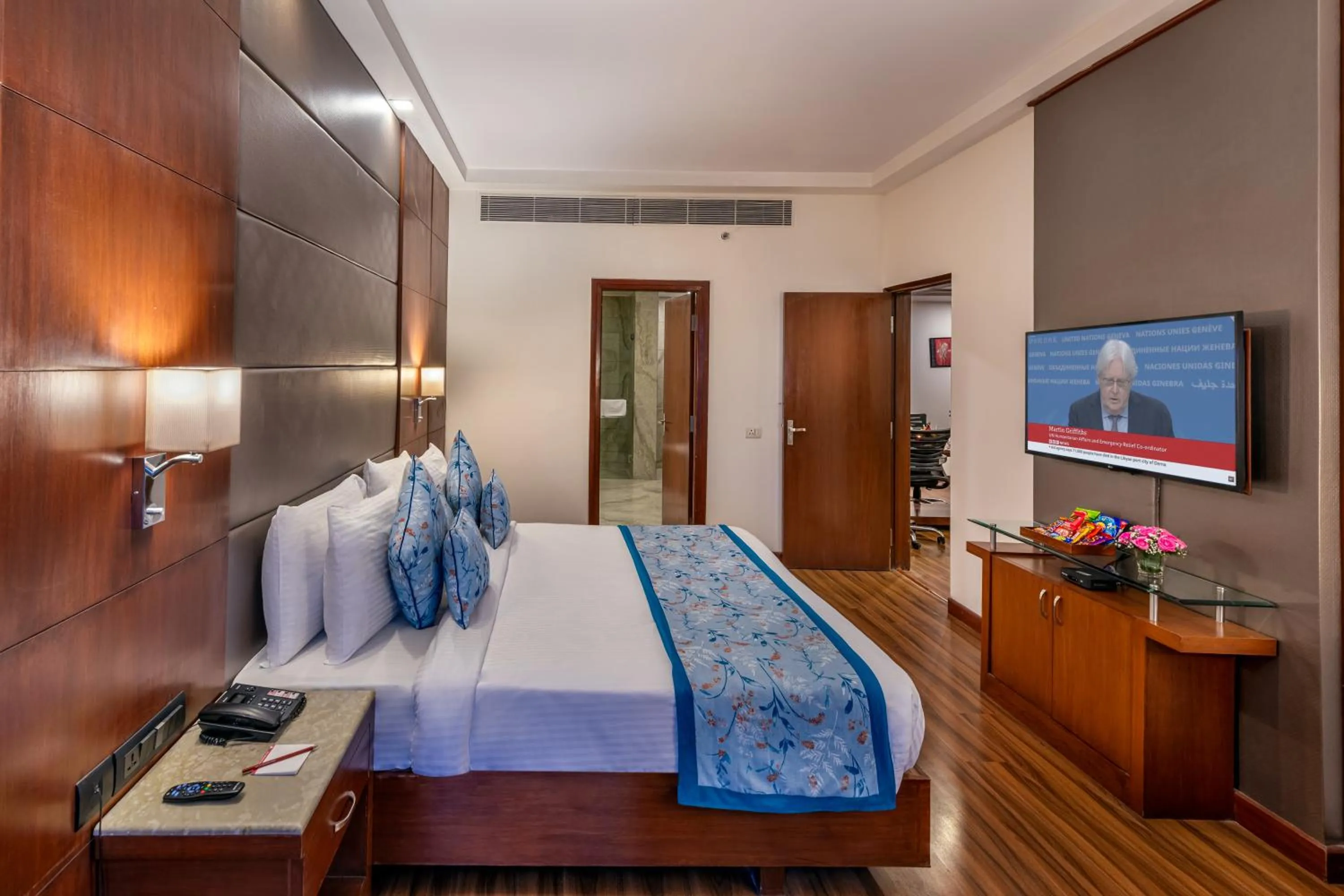 Bed in Lords Plaza Jaipur